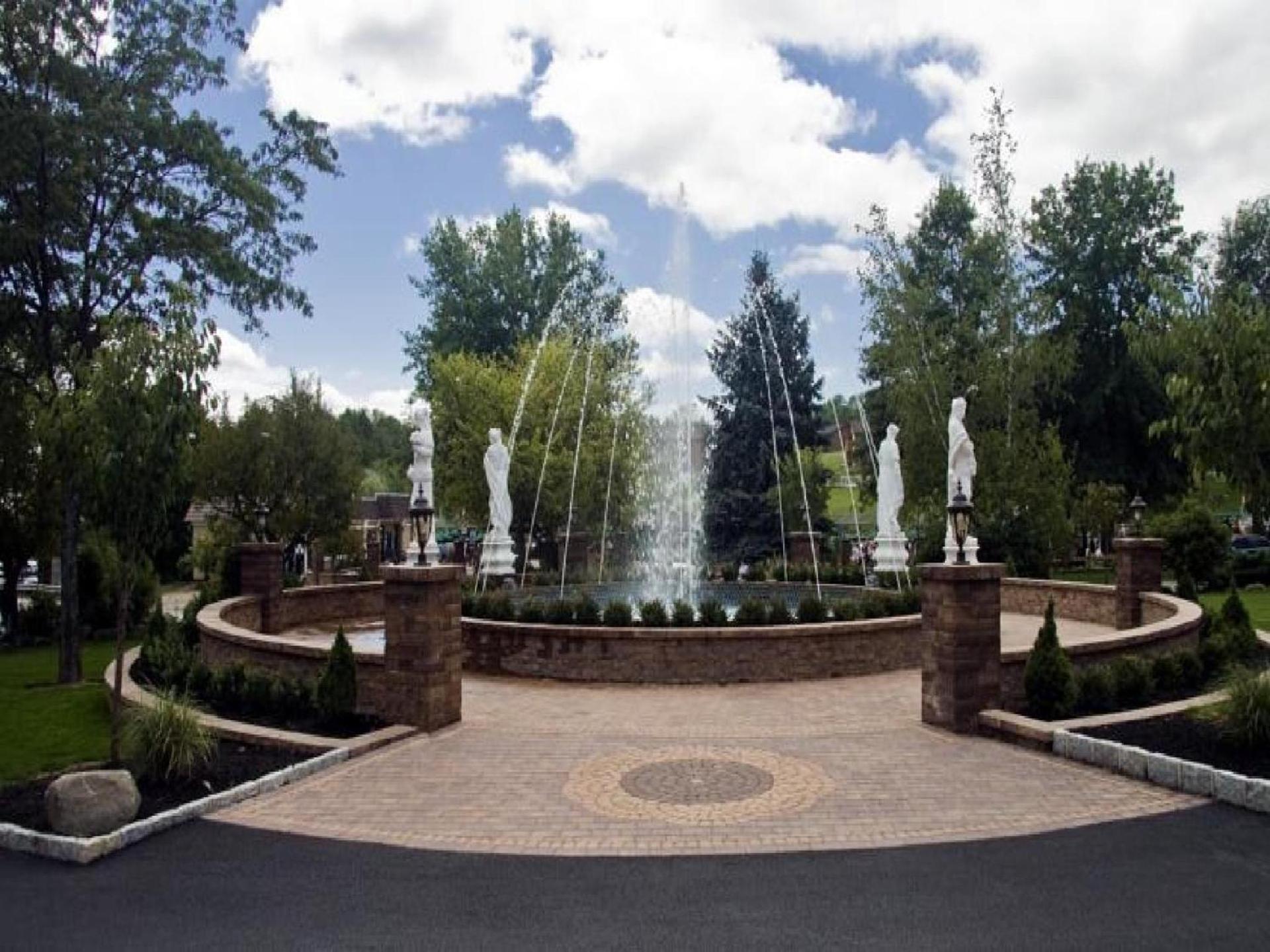 Villa Roma Resort and Conference Center photo 32