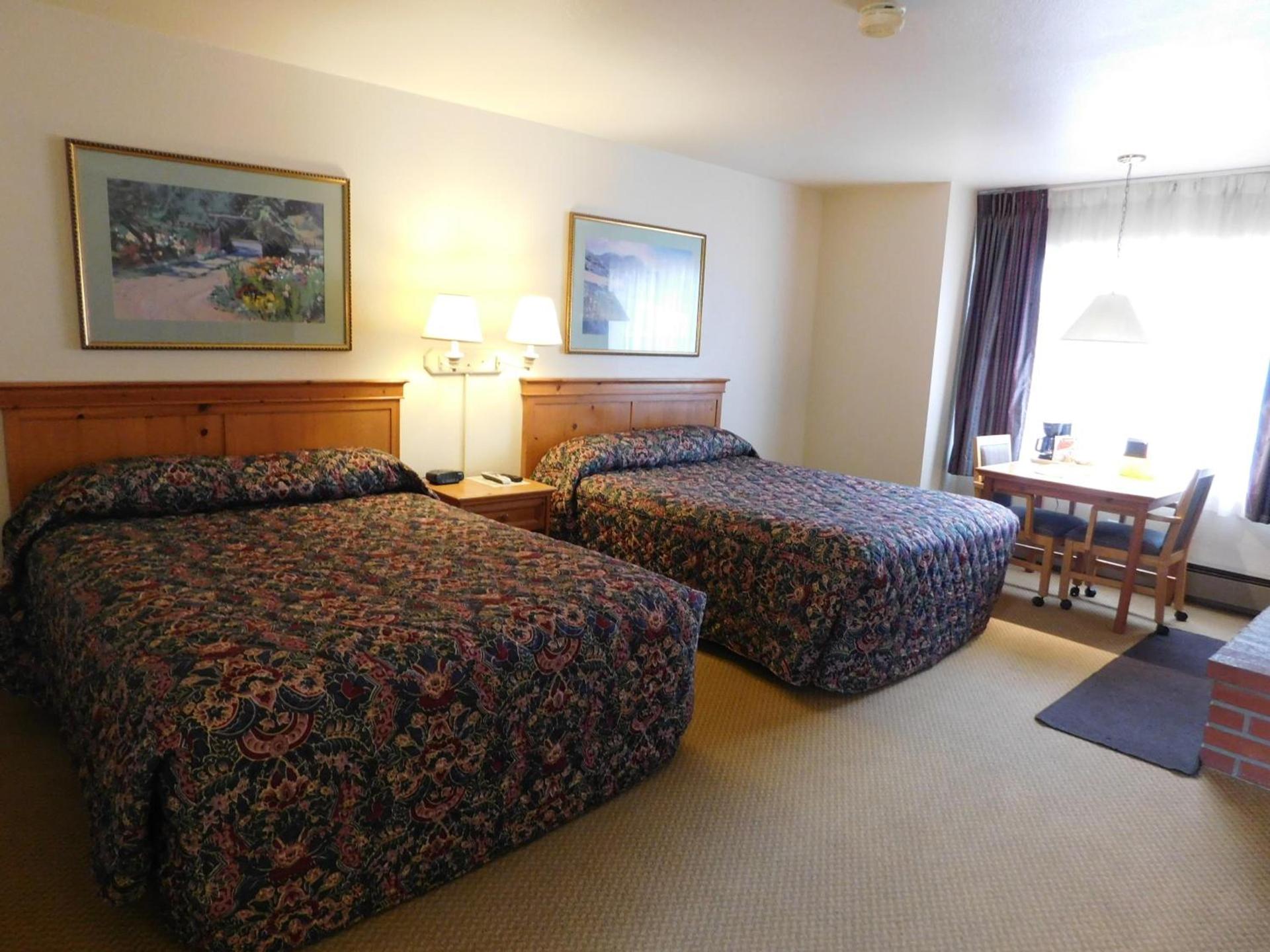 Pacific Gardens Inn photo 39