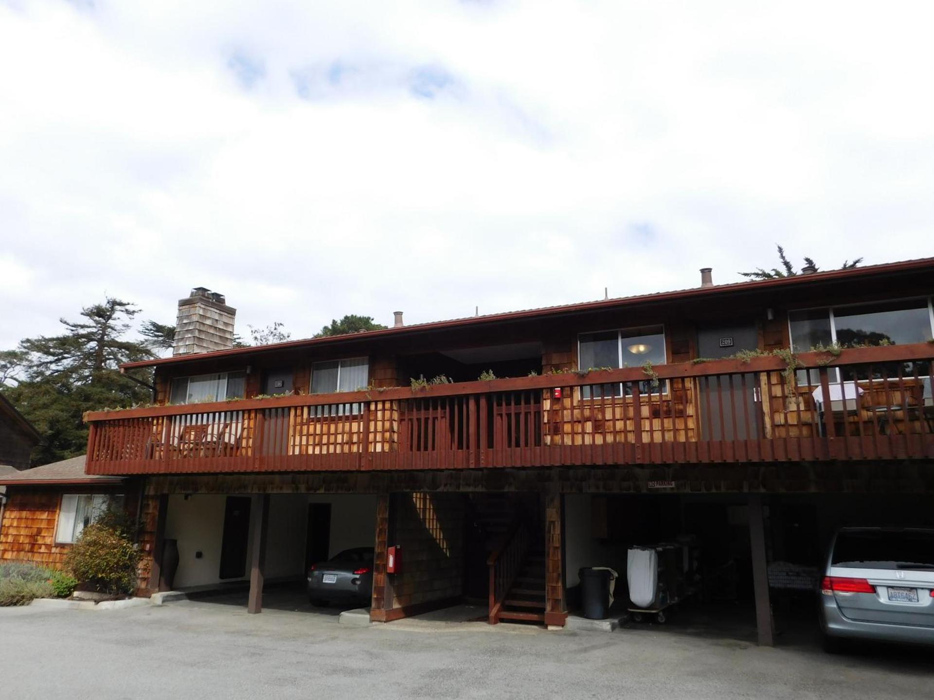 Pacific Gardens Inn photo 6