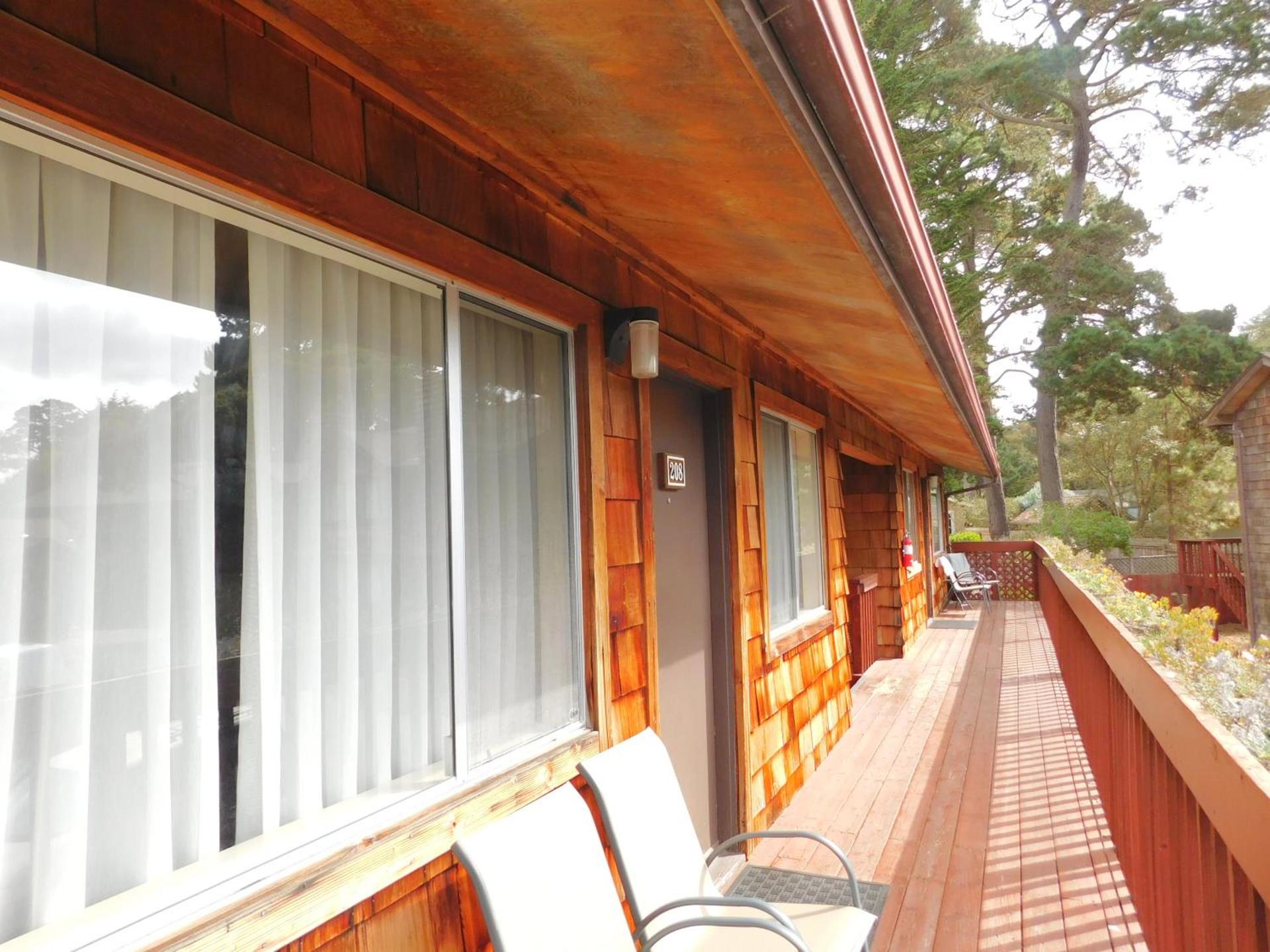 Pacific Gardens Inn photo 7