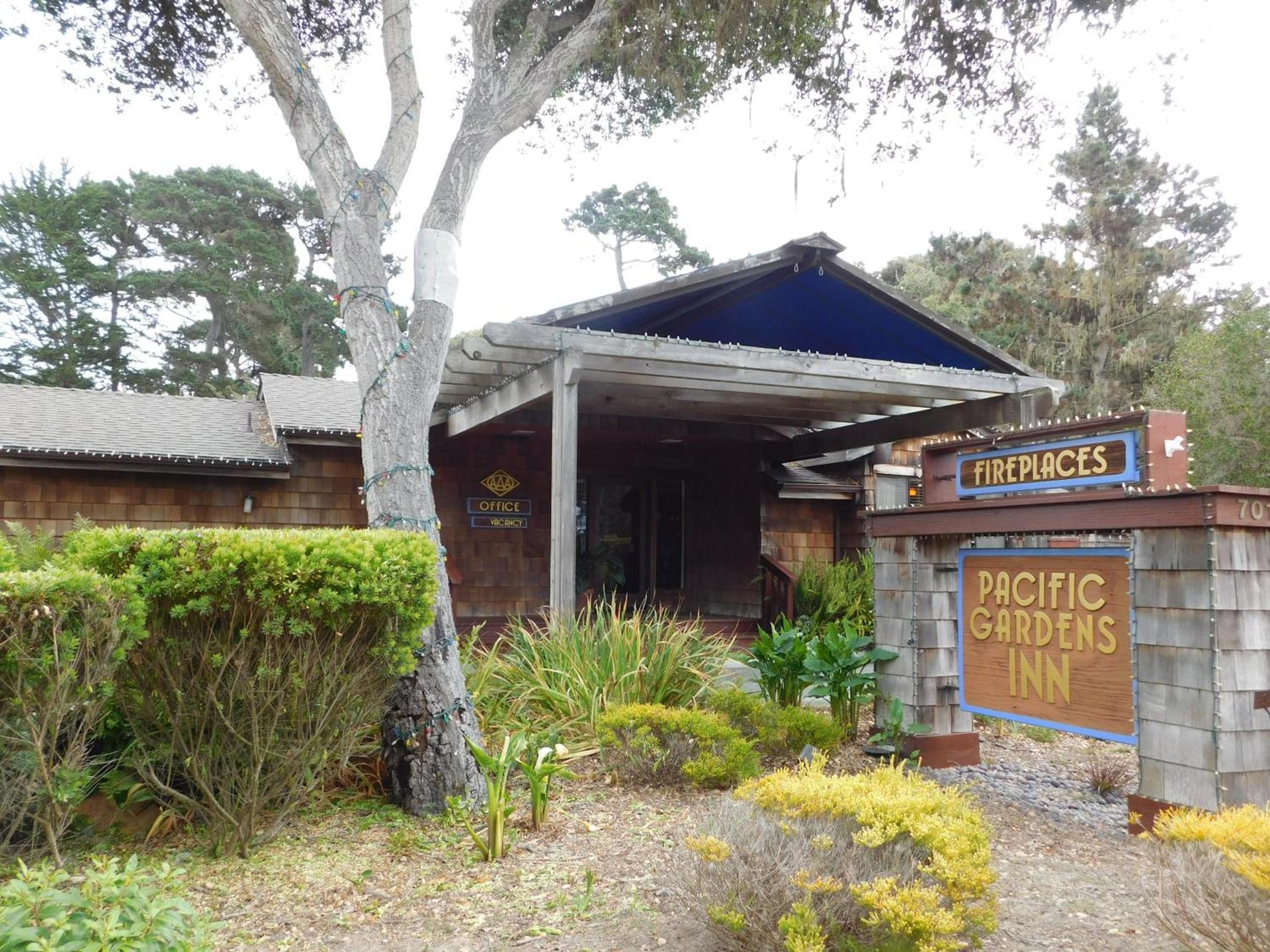 Pacific Gardens Inn photo 14