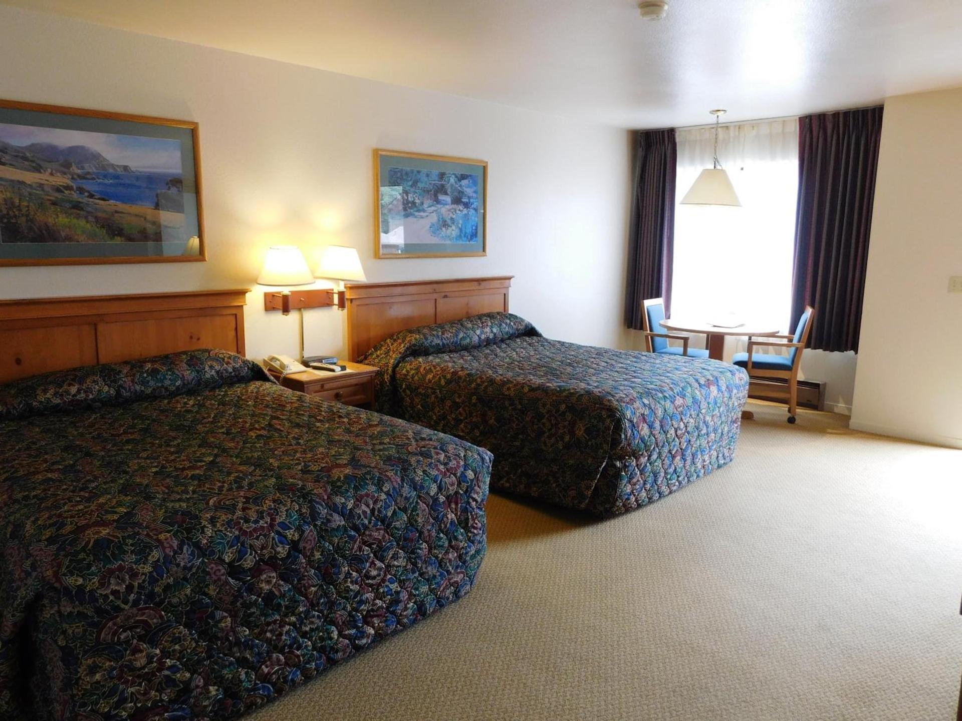 Pacific Gardens Inn photo 26