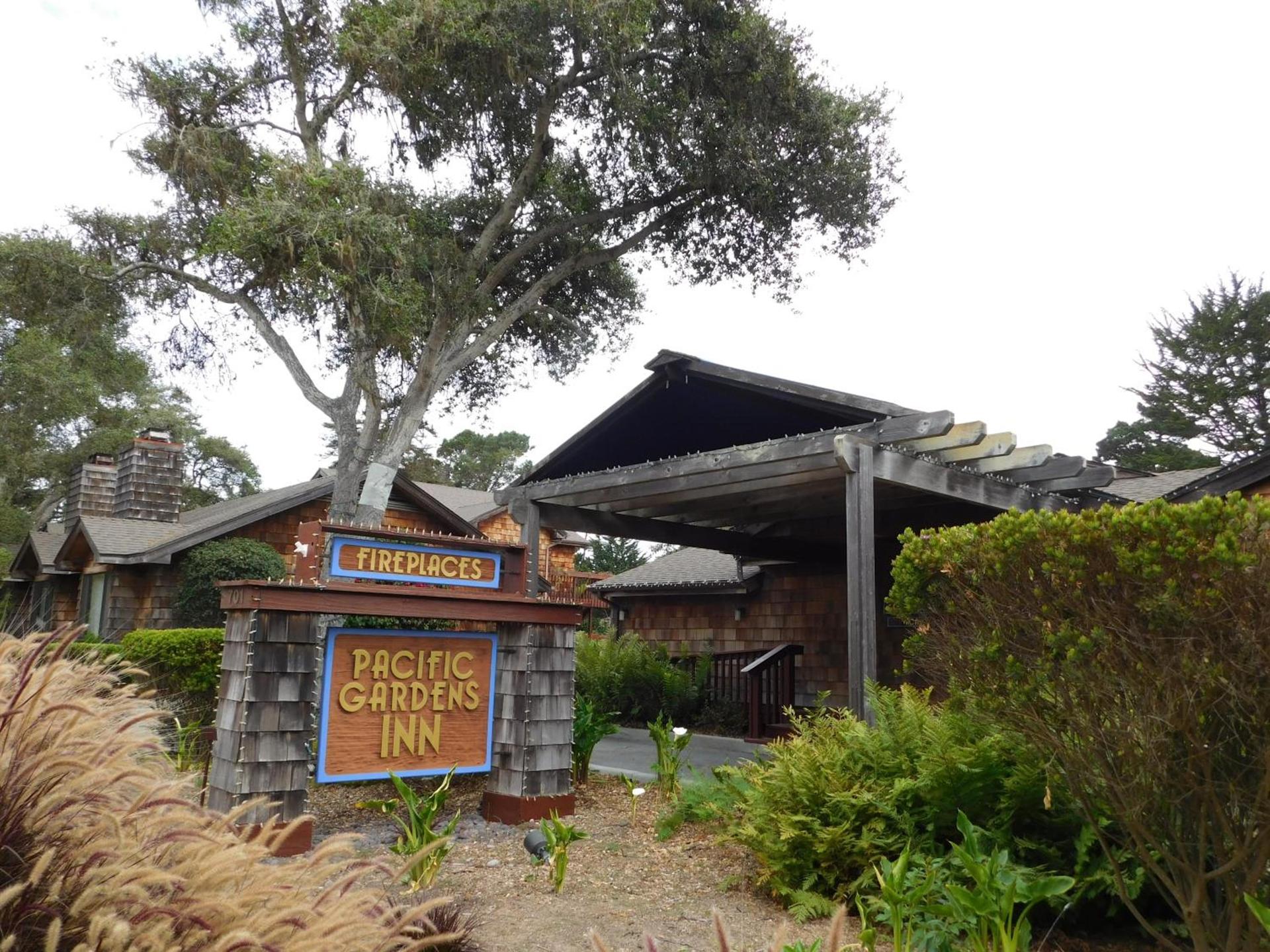 Pacific Gardens Inn photo 33