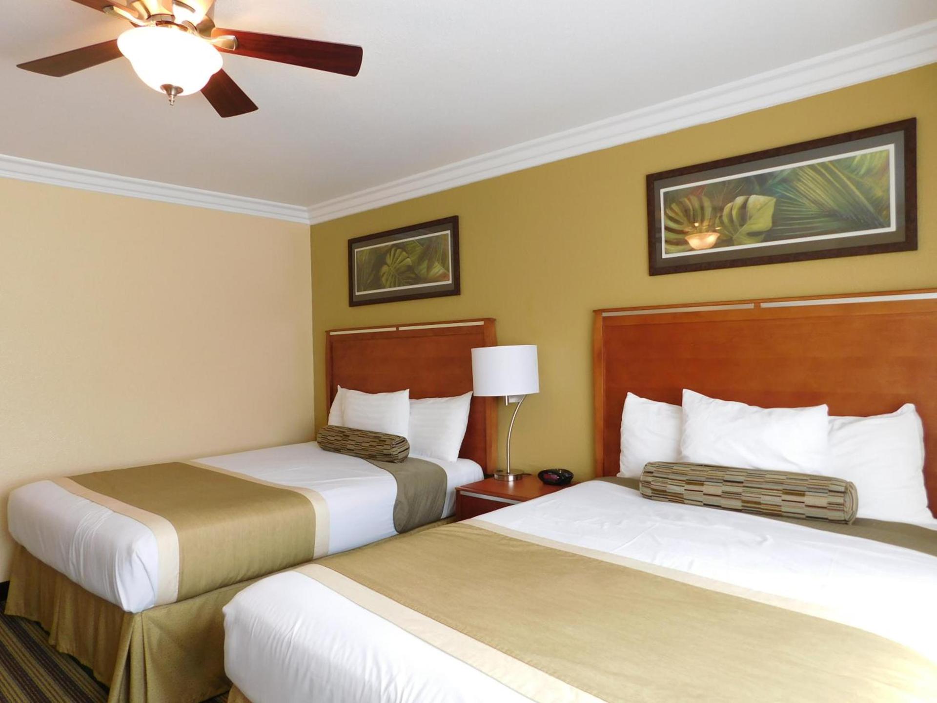 Deer Haven Inn photo 19