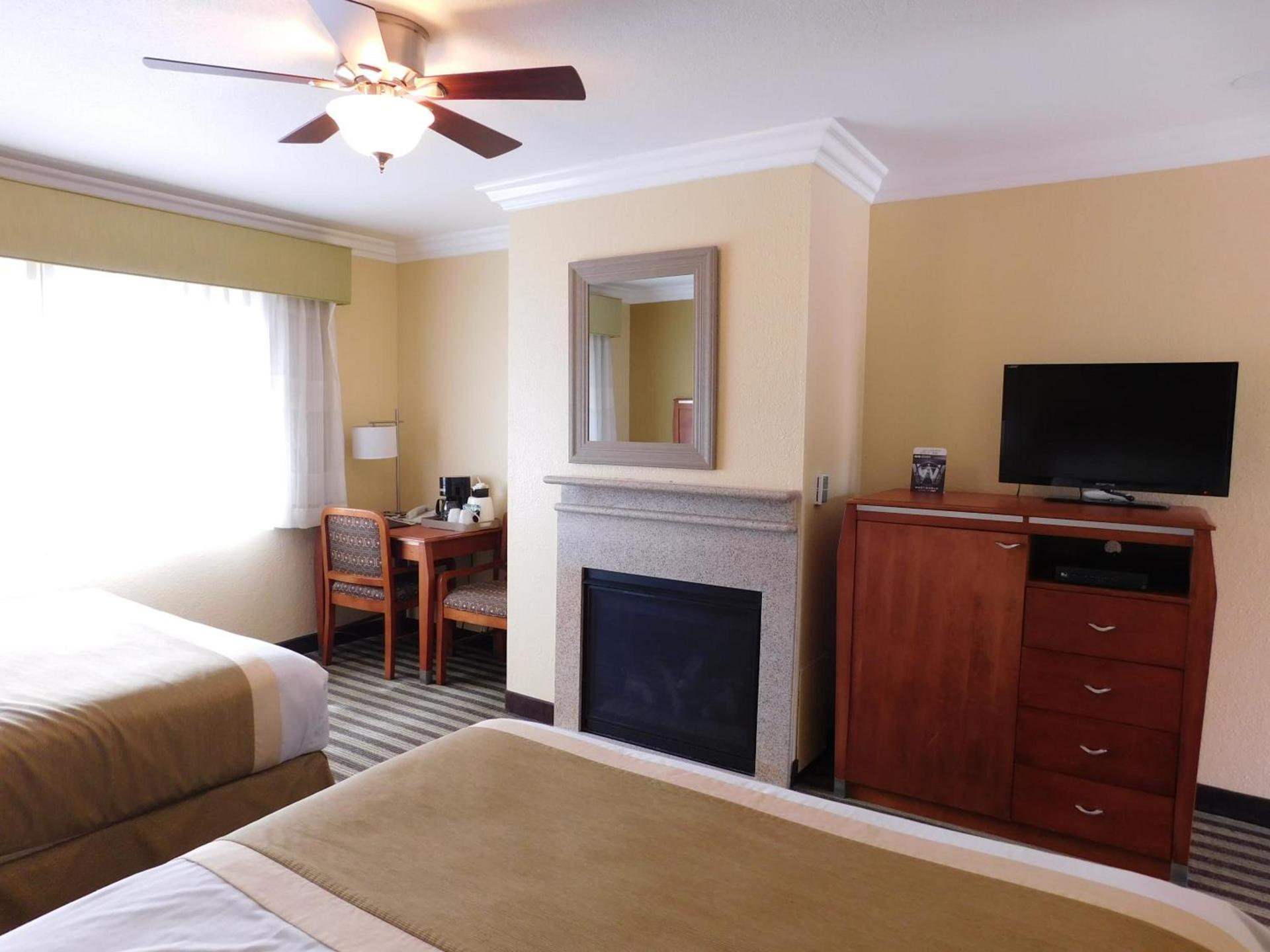 Deer Haven Inn photo 21