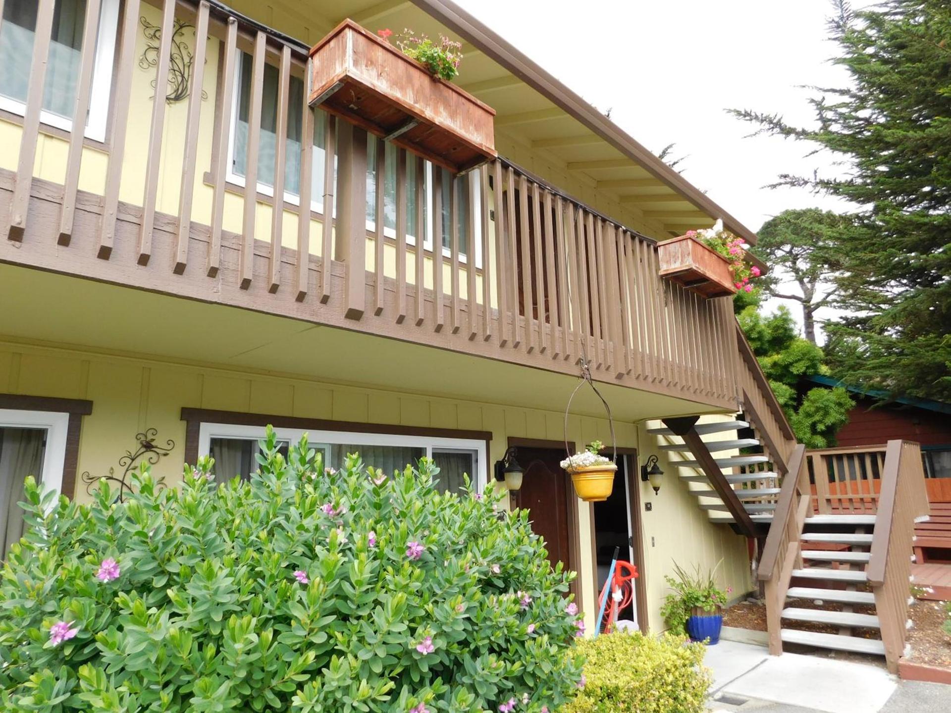 Deer Haven Inn photo 2