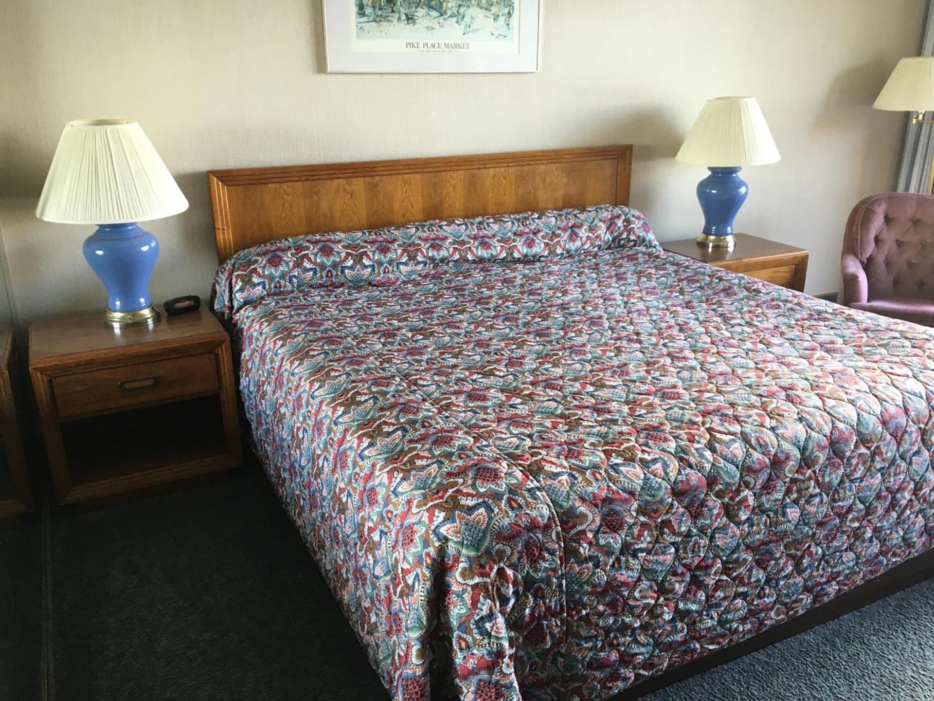 Flagship Inn photo 9