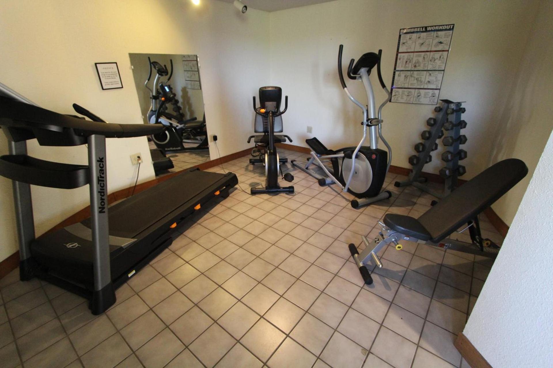 Crown Point Resort photo 13