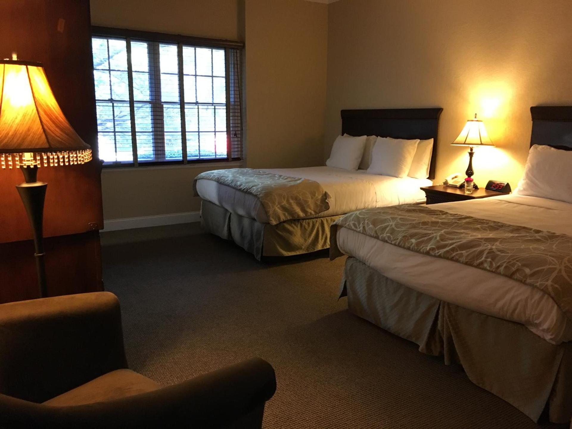 Colts Neck Inn Hotel photo 27