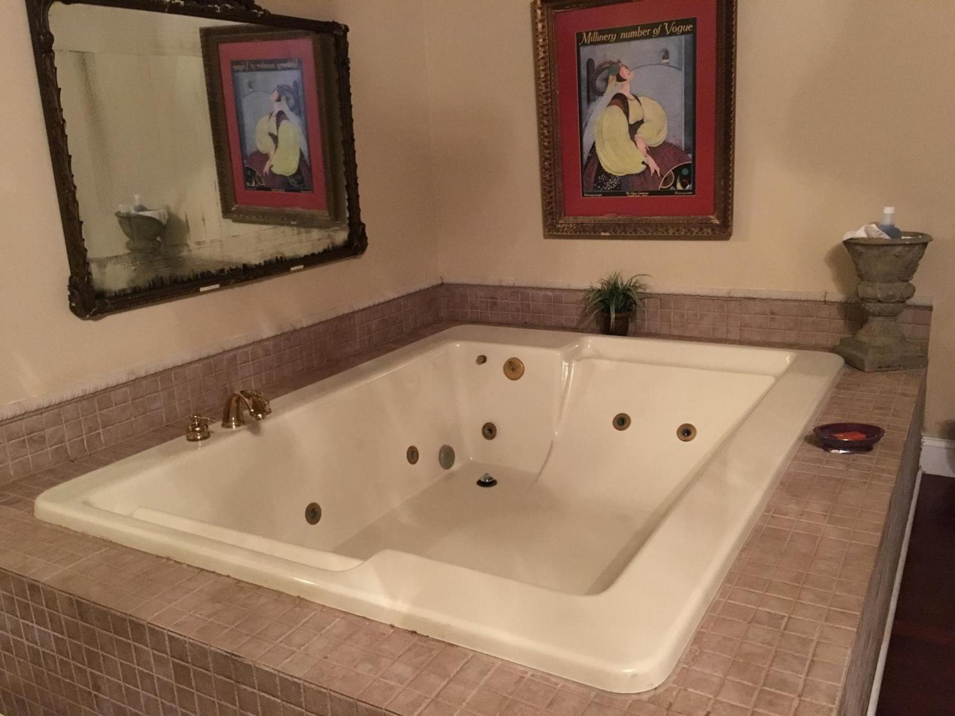 Colts Neck Inn Hotel photo 31
