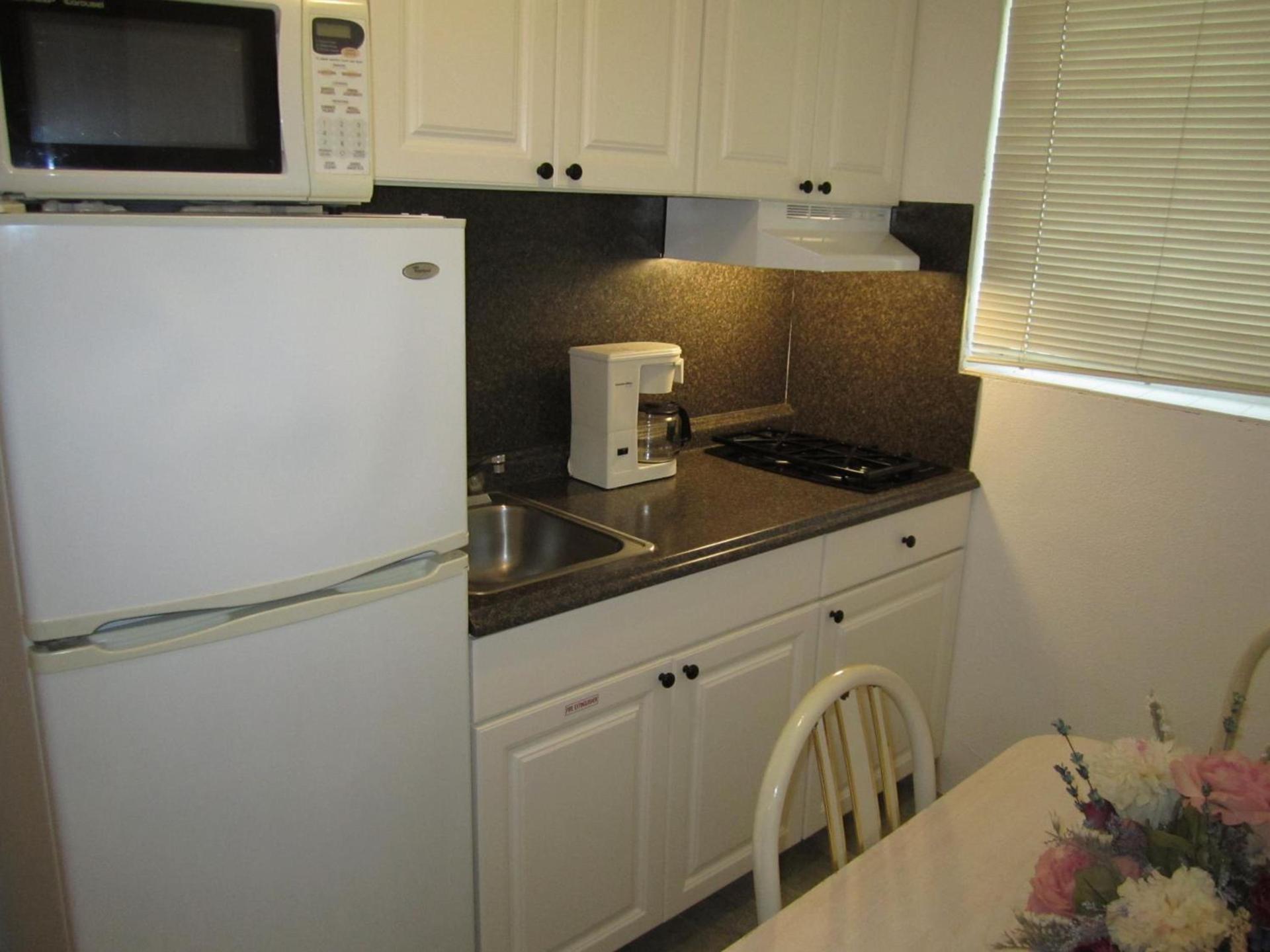 Apollo Motel photo 25