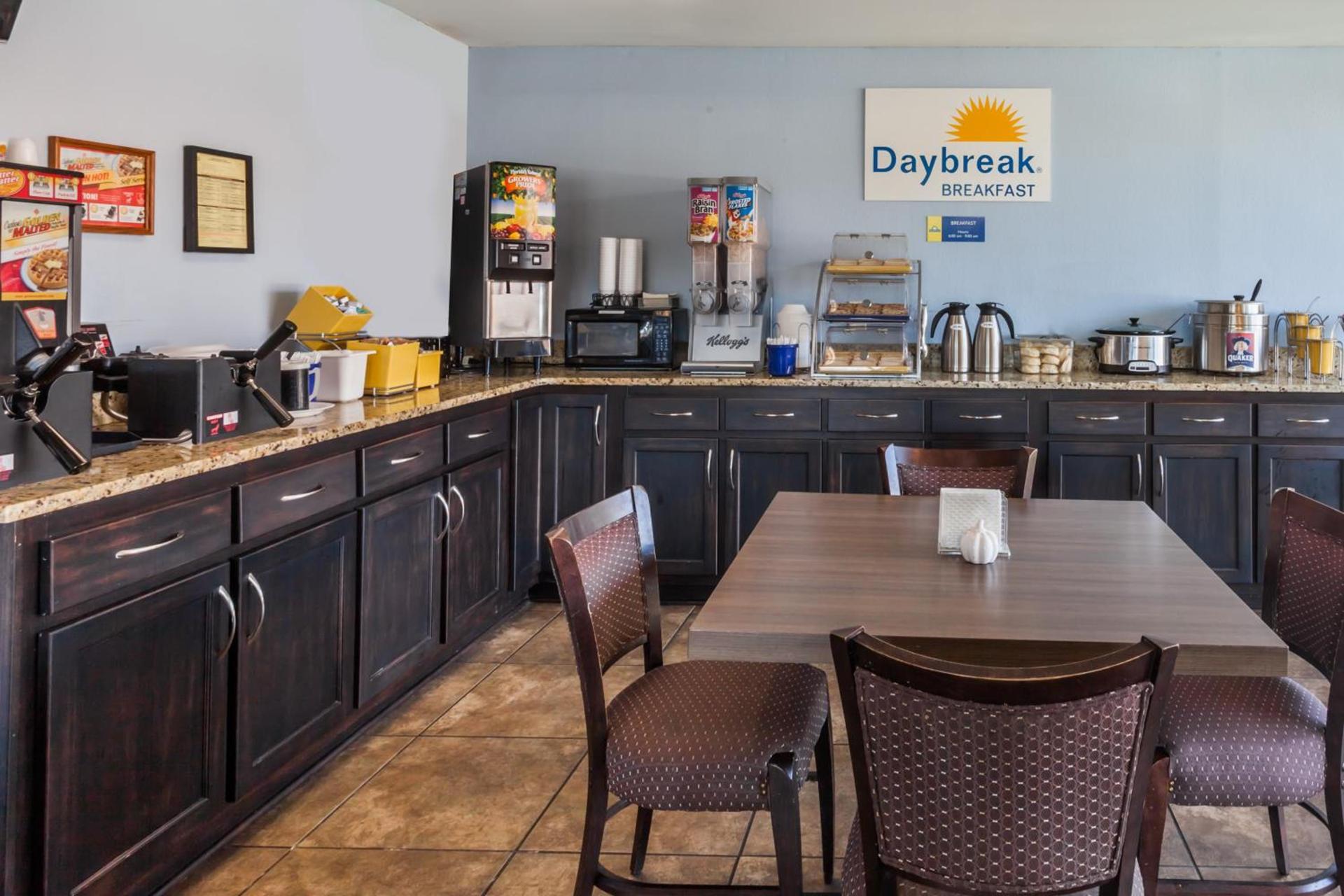 Days Inn by Wyndham Jackson photo 19