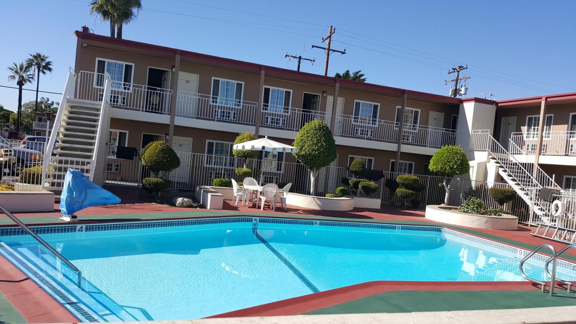 Willow Tree Lodge photo 5
