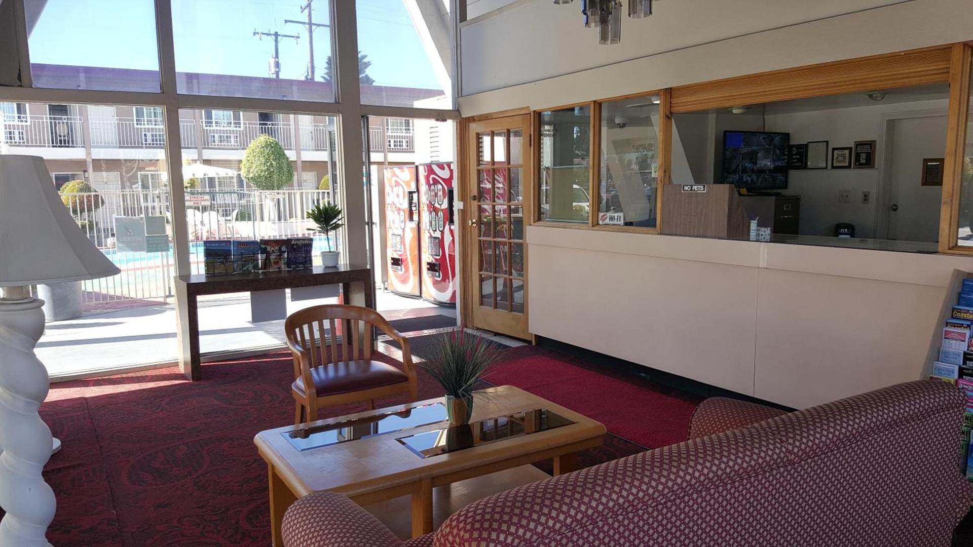 Willow Tree Lodge photo 2