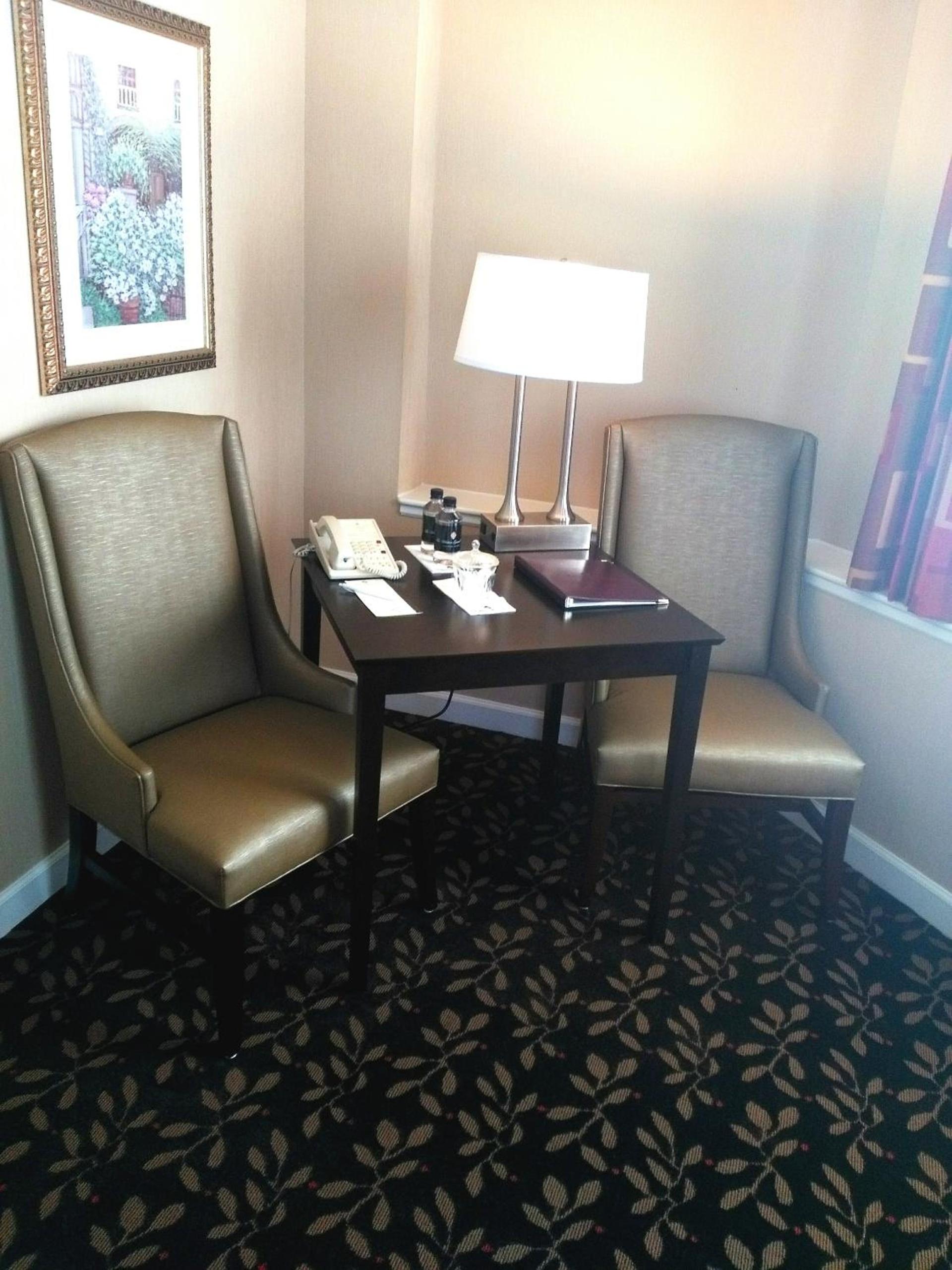 The Wilshire Grand Hotel photo 66