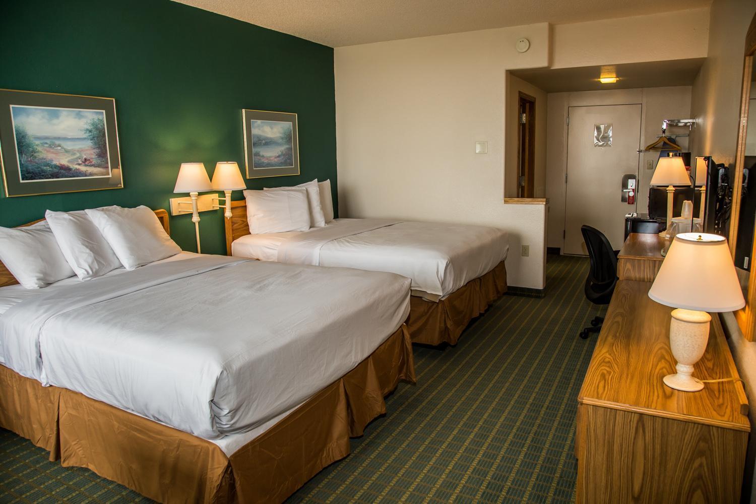 Baymont by Wyndham Fargo photo 27