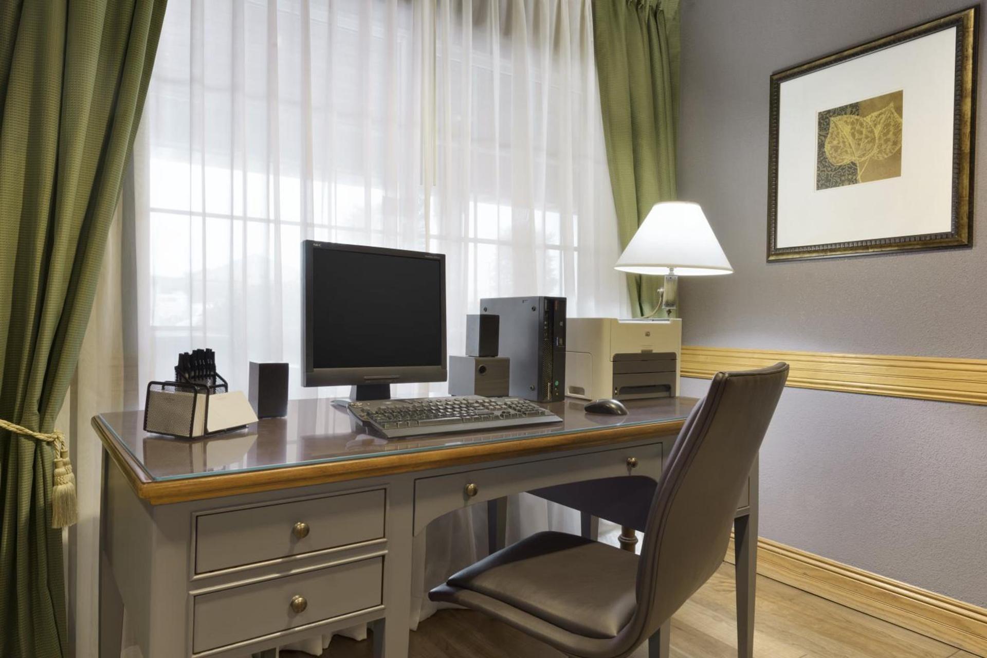 Country Inn & Suites by Radisson, Minneapolis-Shakopee photo 28
