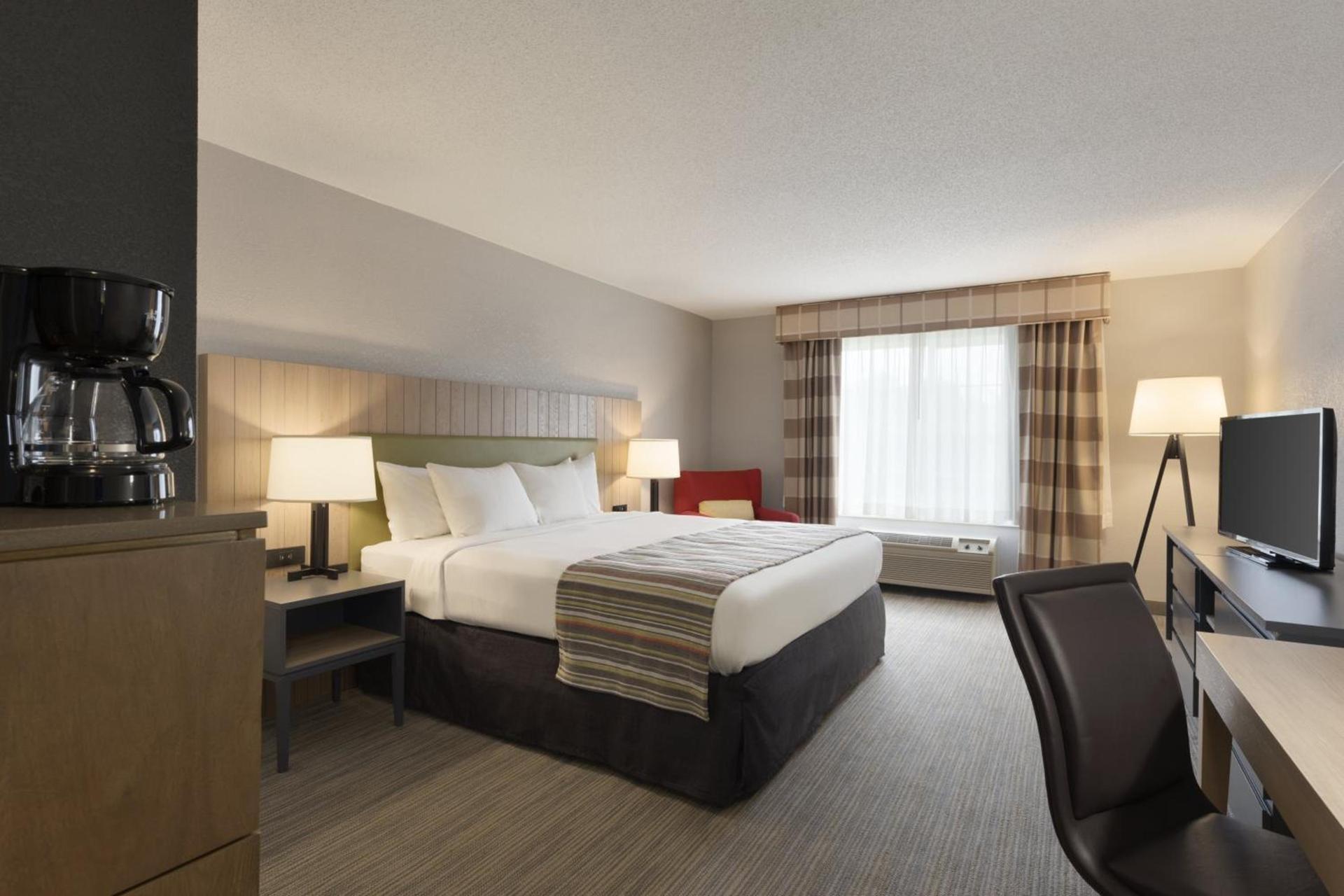 Country Inn & Suites by Radisson, Minneapolis-Shakopee photo 13