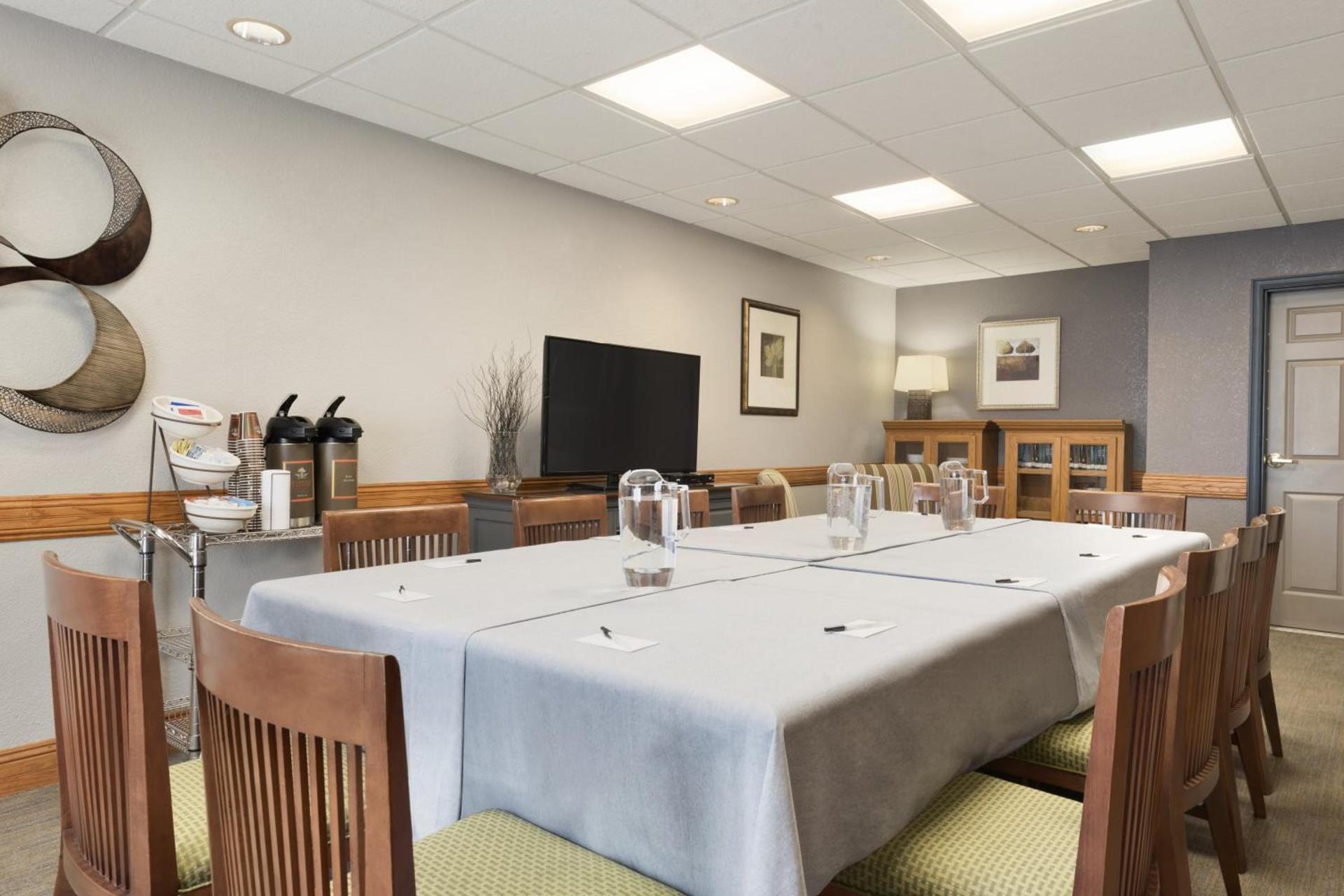 Country Inn & Suites by Radisson, Minneapolis-Shakopee — hotel in Shakopee