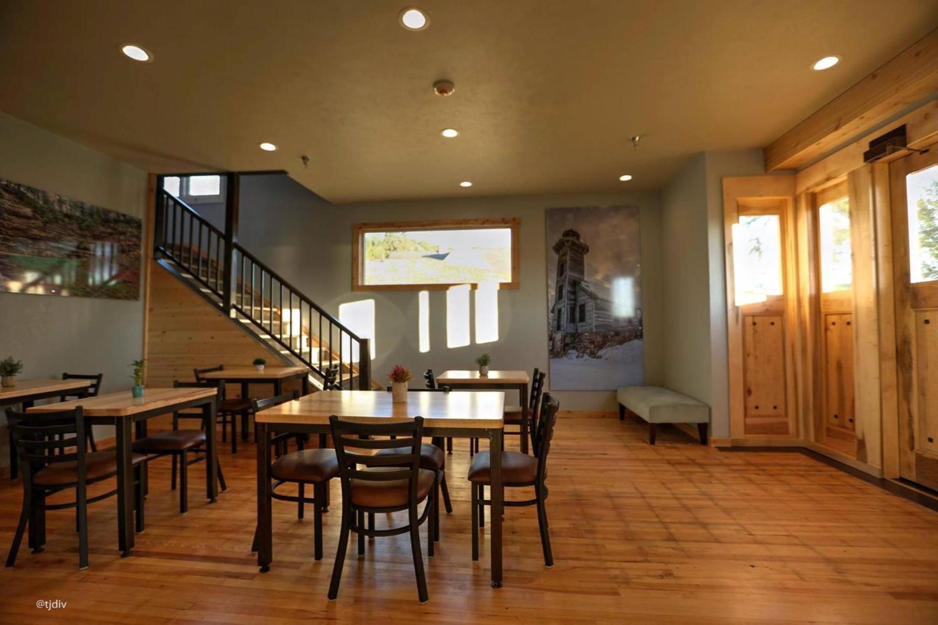 Roam Inn photo 55