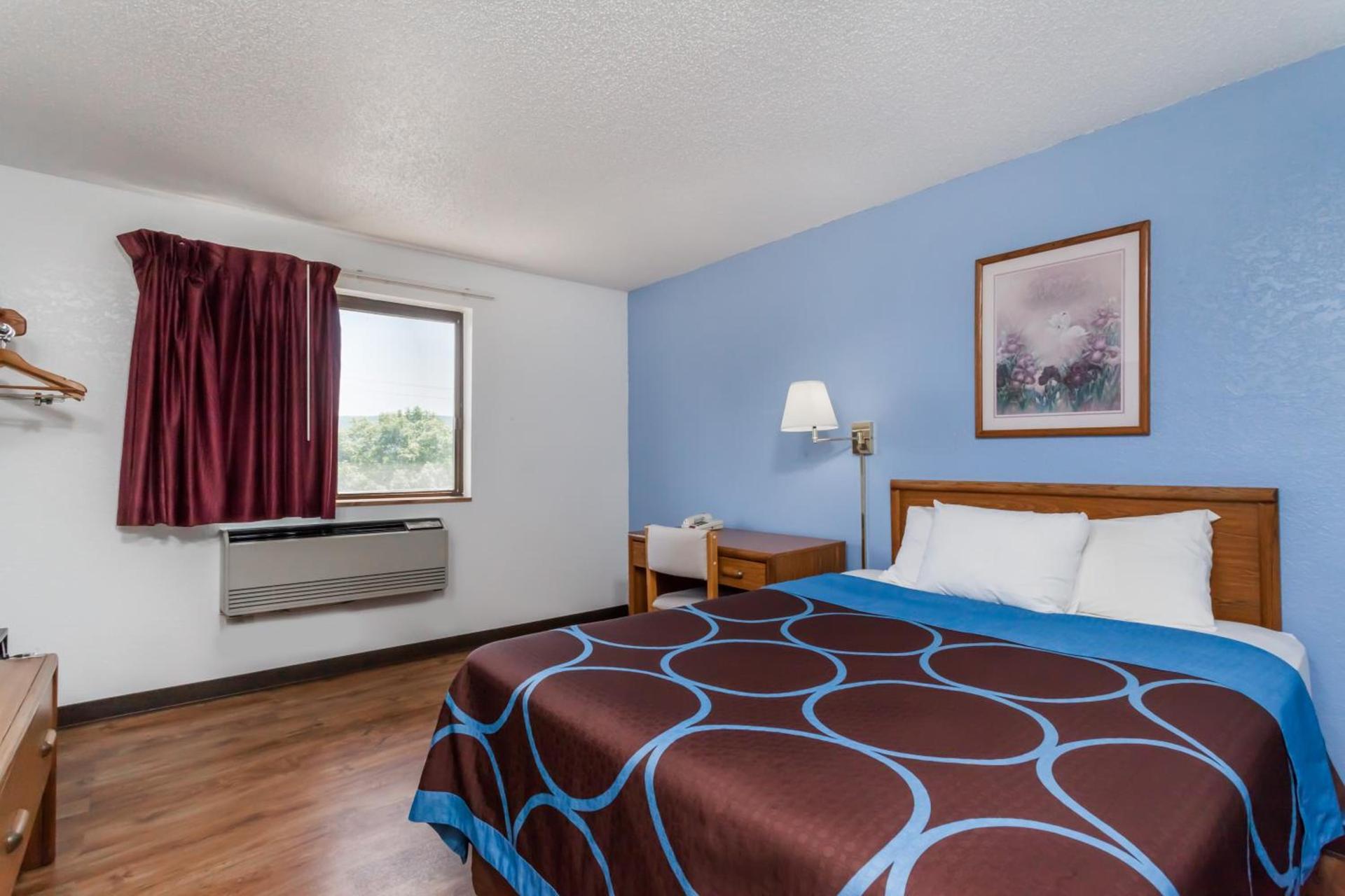 Super 8 by Wyndham Norwich photo 27