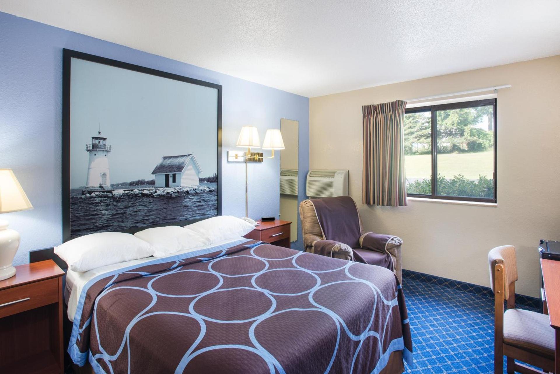 Super 8 by Wyndham Massena NY photo 32