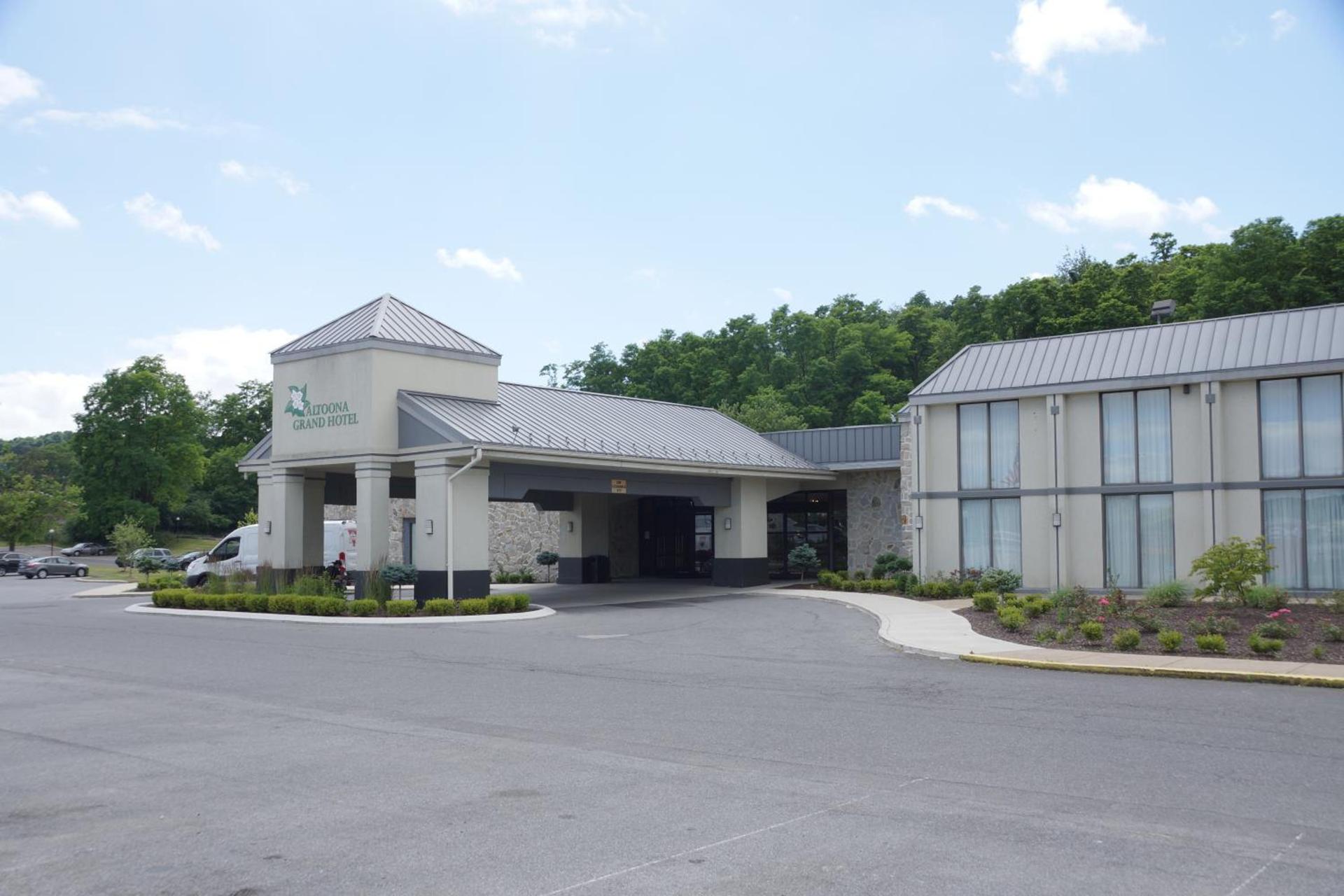 Altoona Grand Hotel photo 32