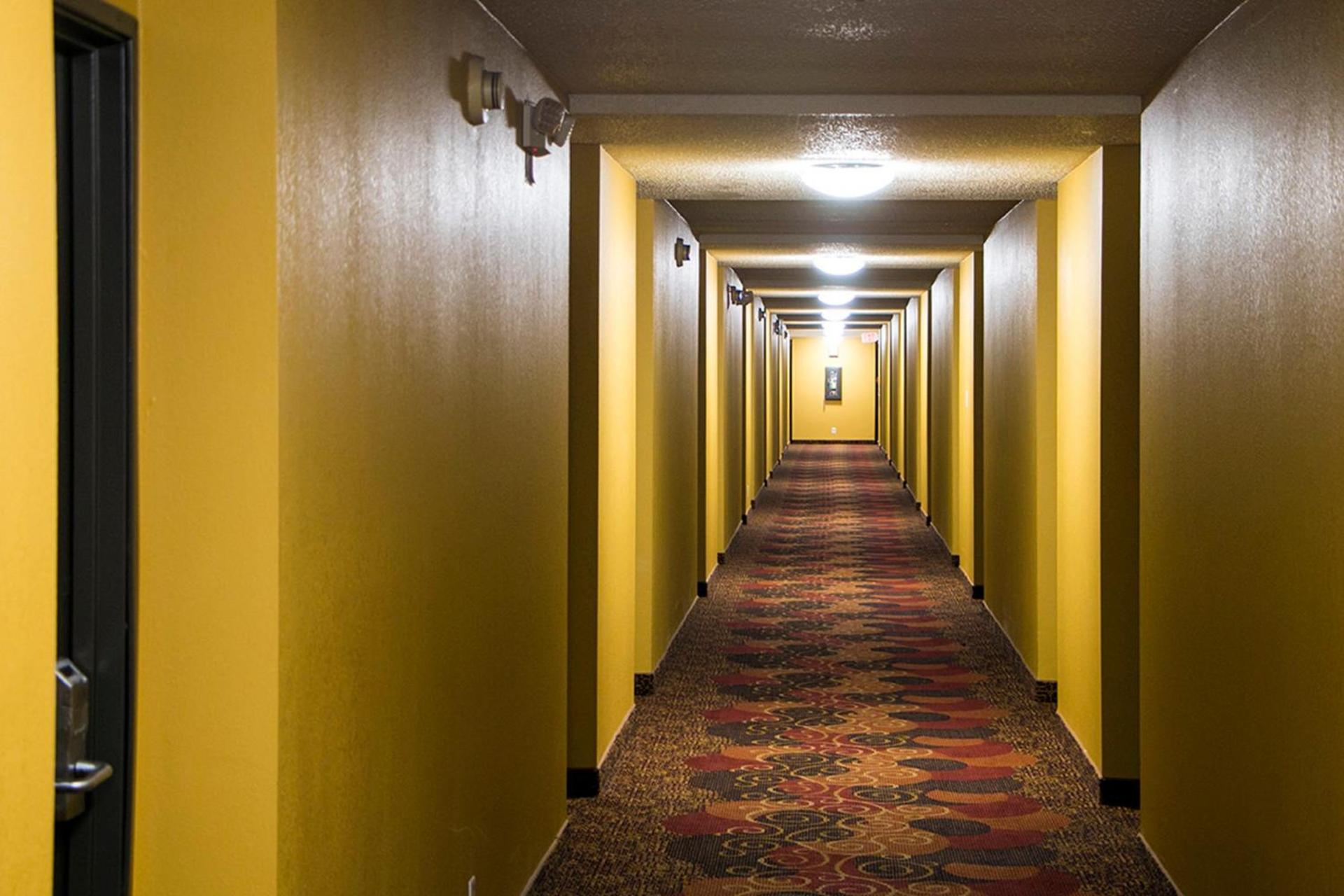 Skylight Inn Willoughby - Cleveland Mentor photo 10