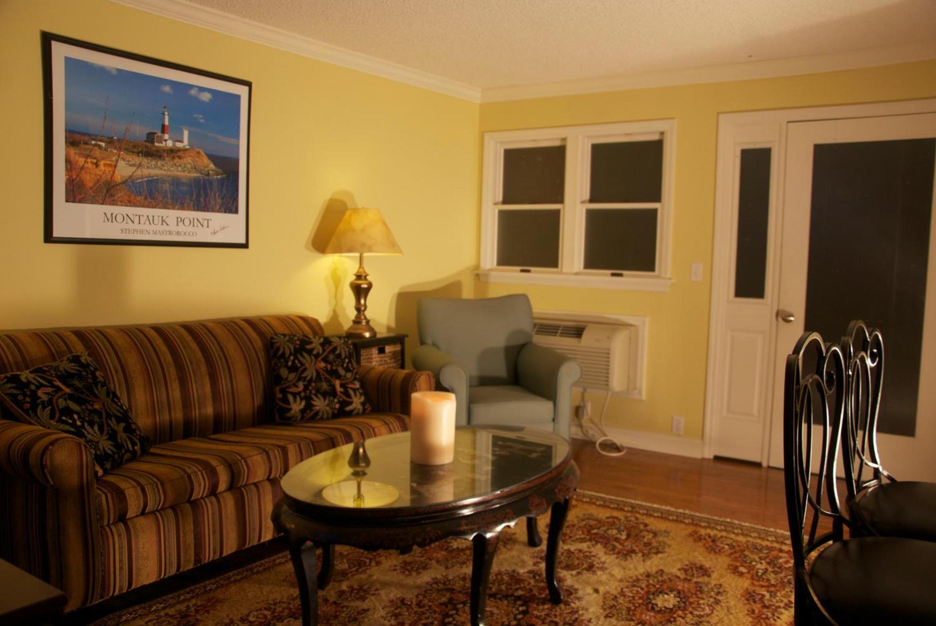 Kenny's Tipperary Inn photo 25