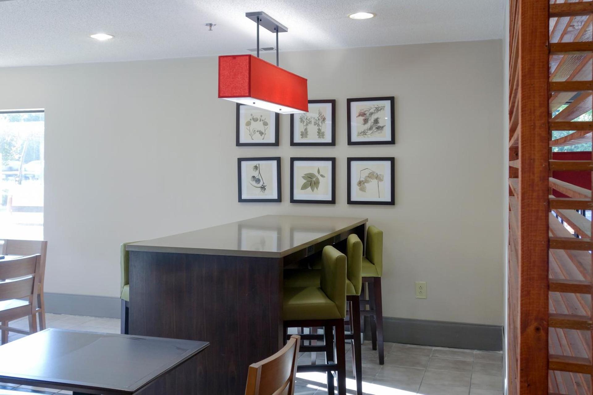 Country Inn & Suites by Radisson, Dahlgren-King George, VA photo 20