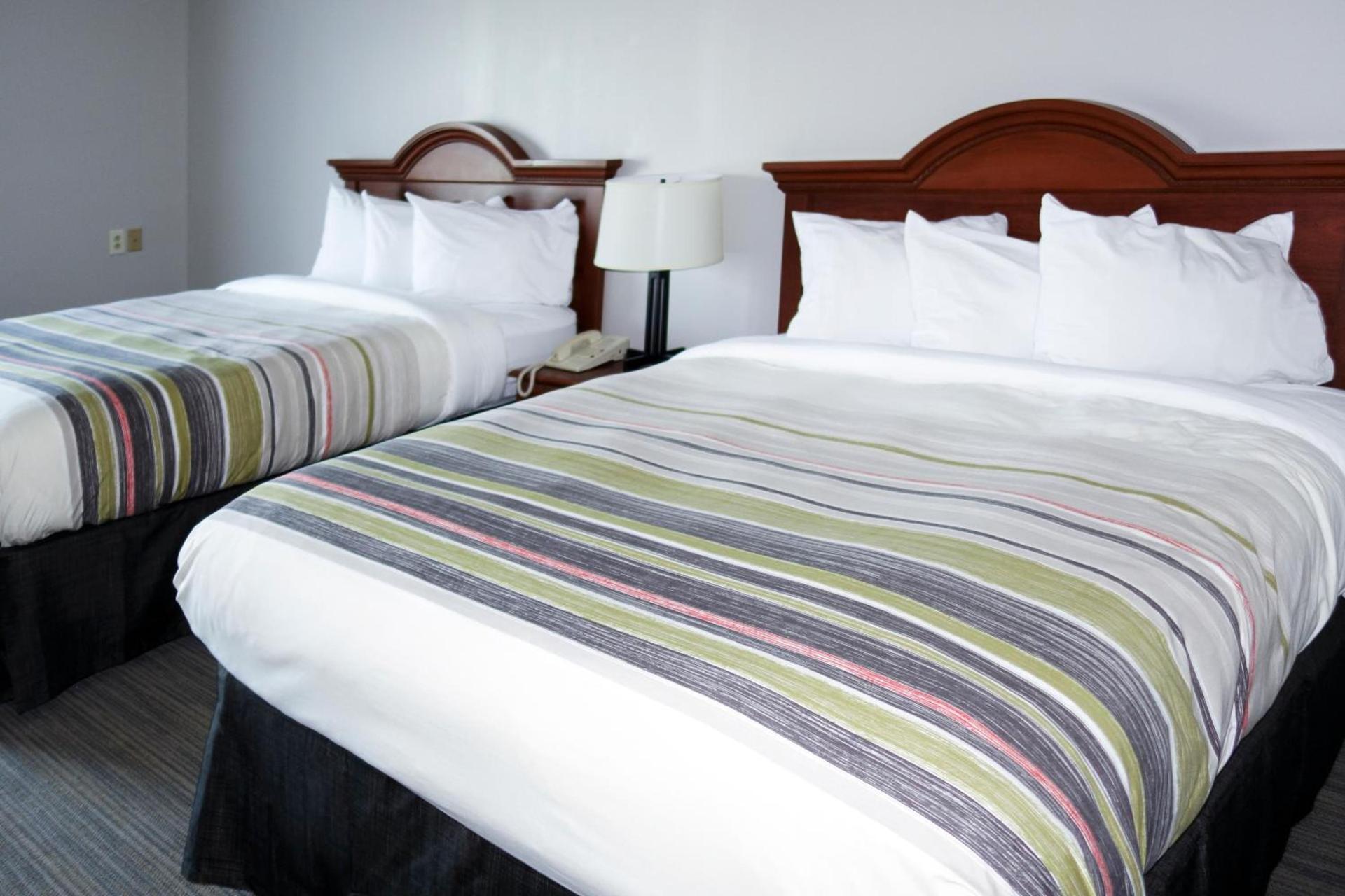 Country Inn & Suites by Radisson, Dahlgren-King George, VA photo 18