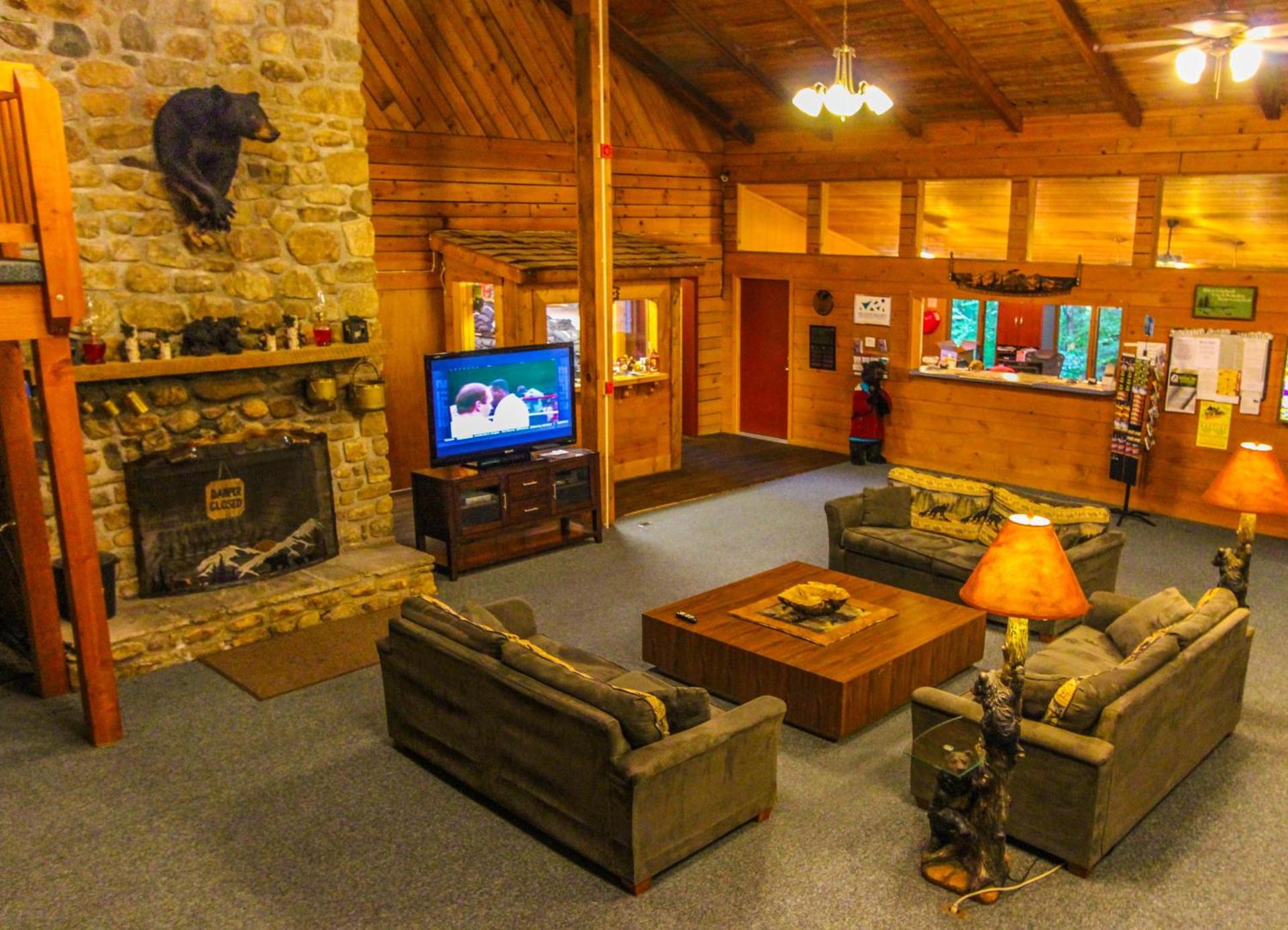 Smoketree Lodge photo 18