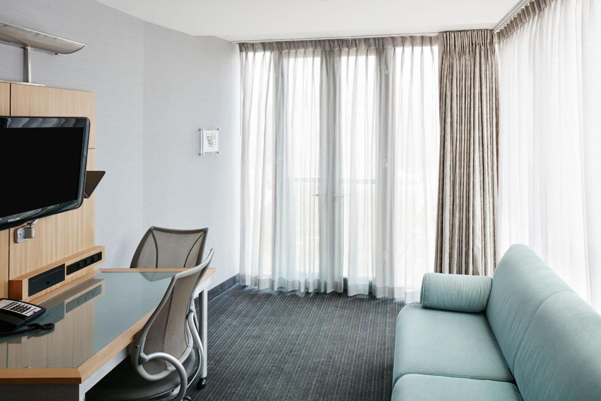 World Center Hotel photo 64