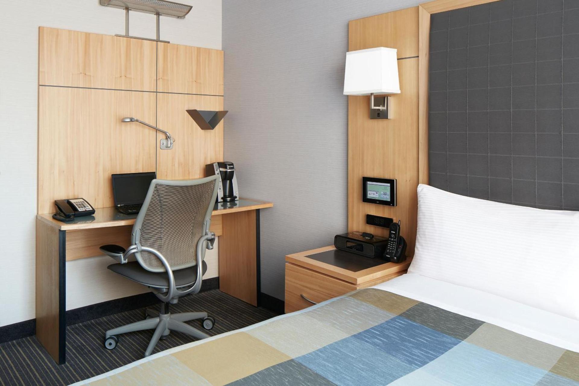 World Center Hotel photo 65