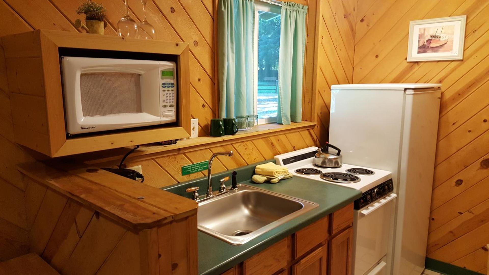 Emerald Forest Cabins photo 96