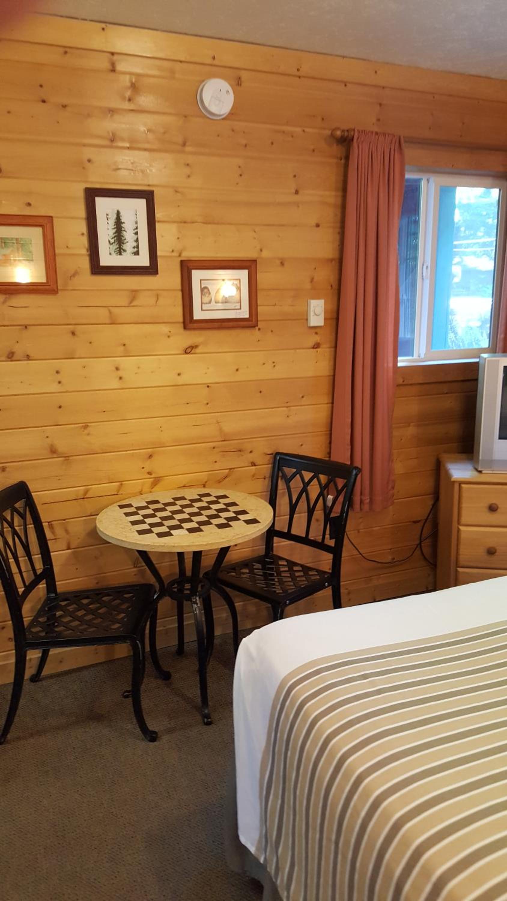 Emerald Forest Cabins photo 100