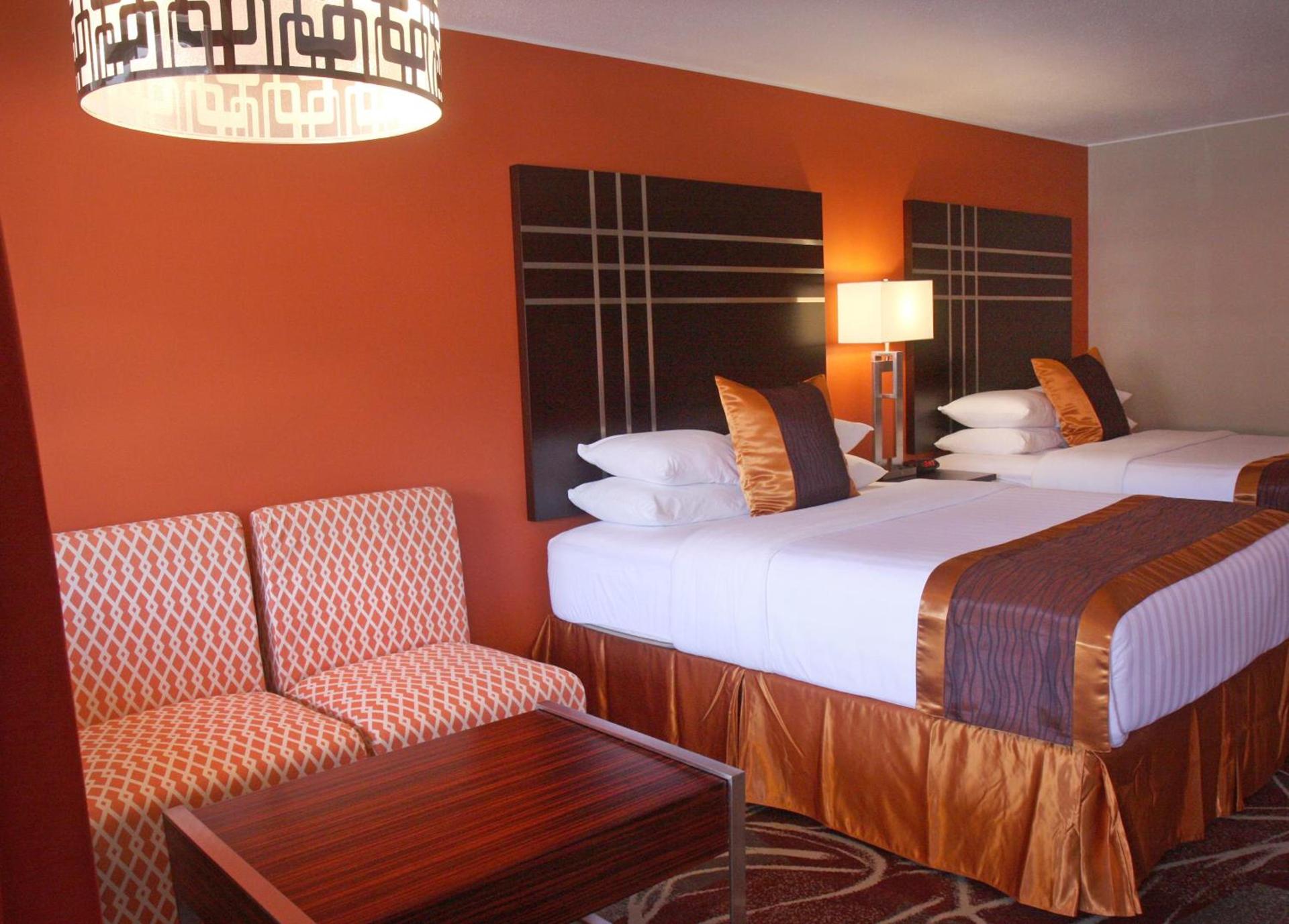 Gateway Inn and Suites photo 7