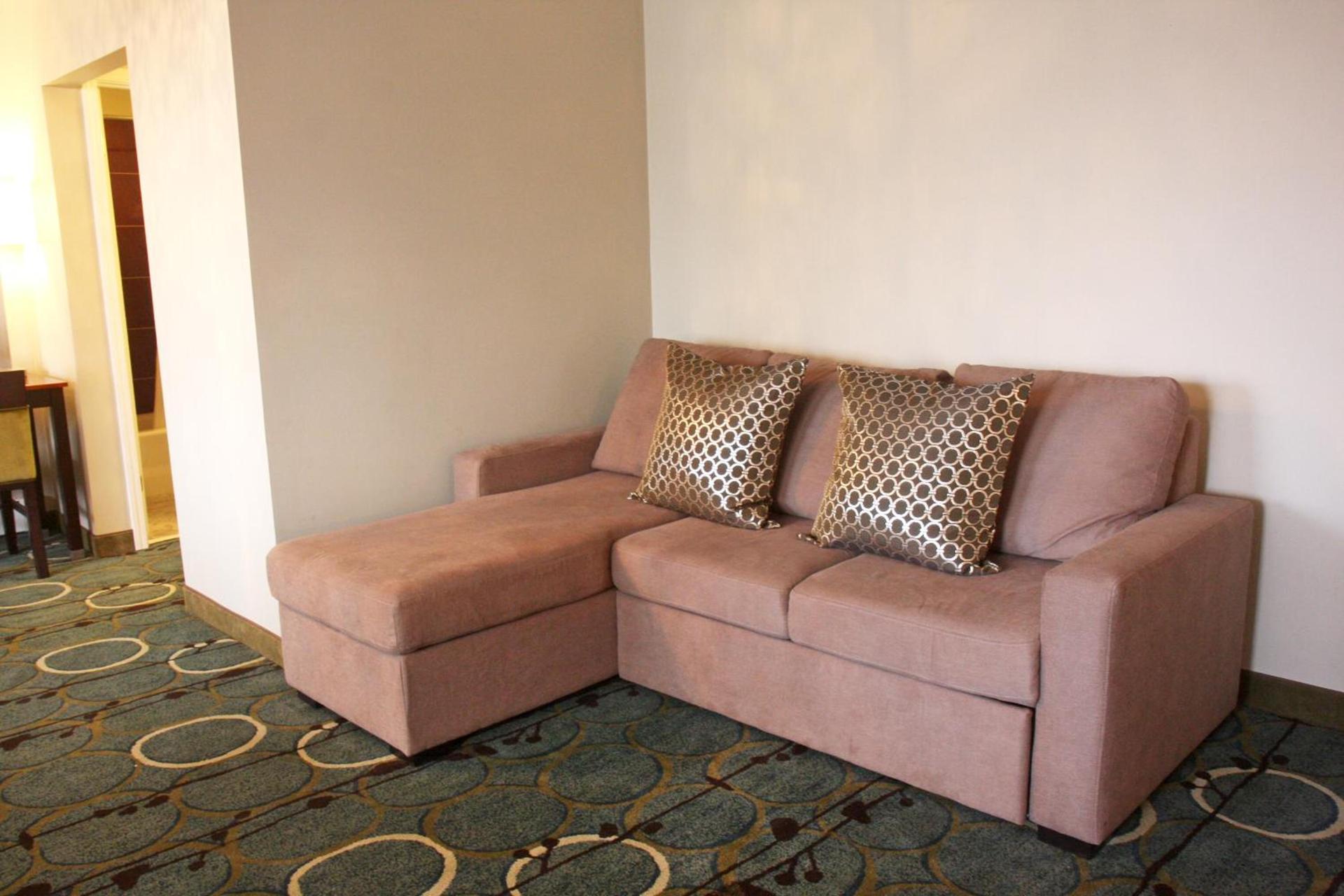 Gateway Inn and Suites photo 70