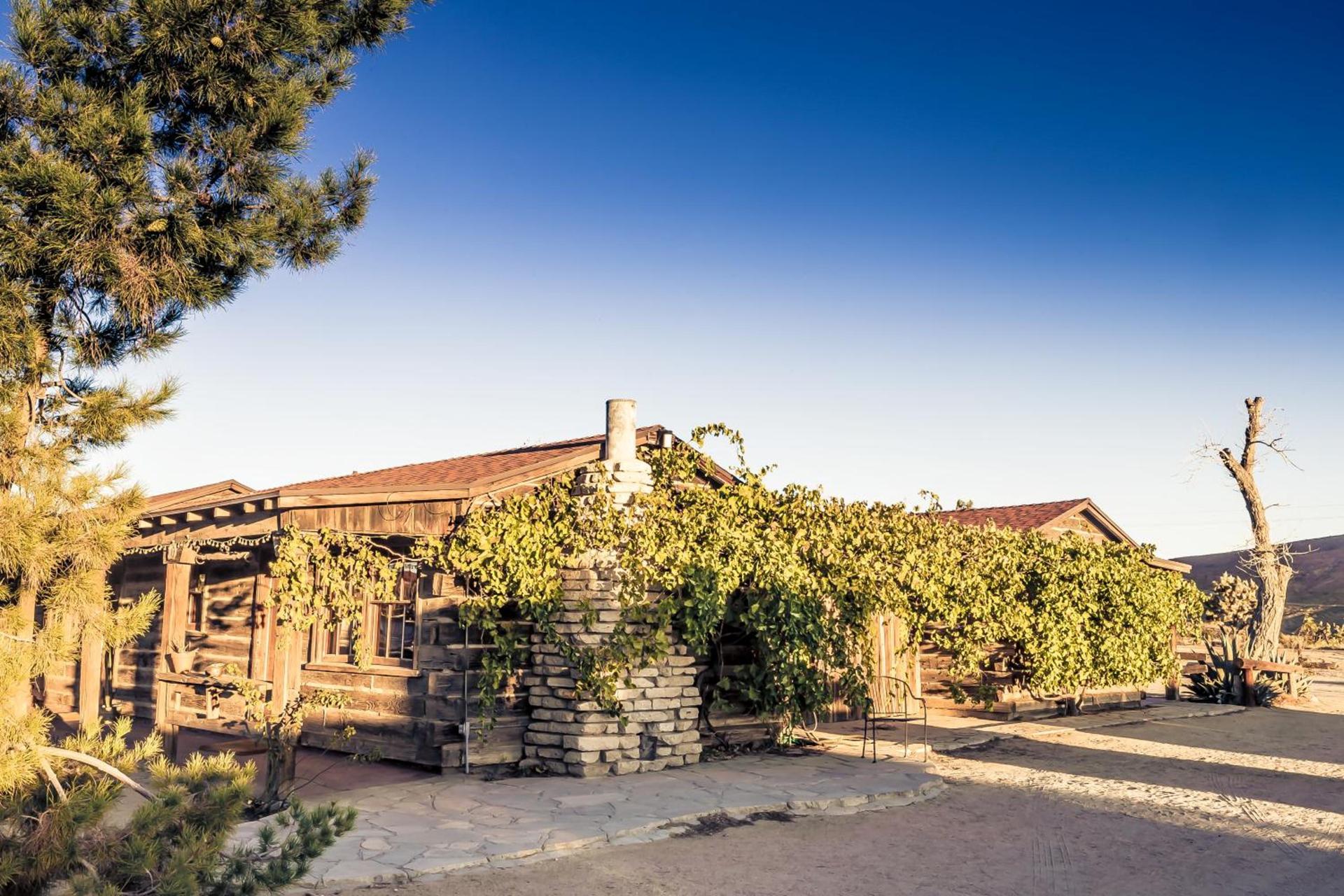 Pioneertown Motel photo 5