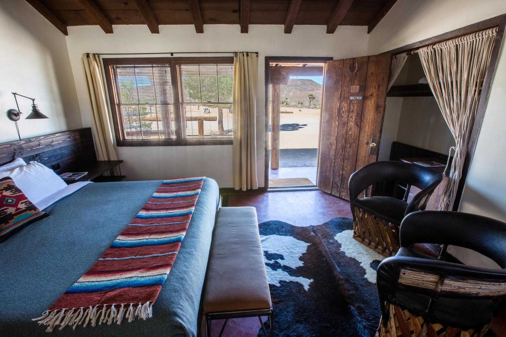 Pioneertown Motel photo 15