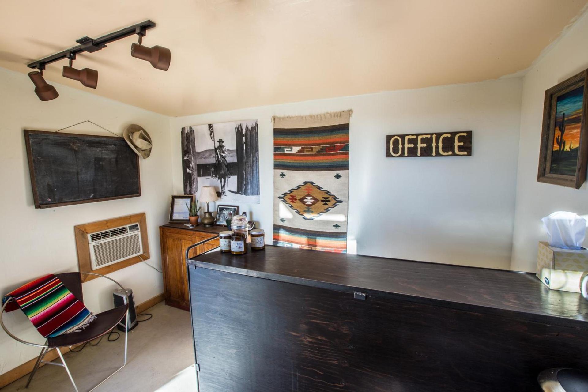 Pioneertown Motel photo 18