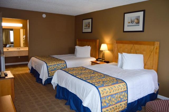 Americas Best Value Inn Laredo photo 58