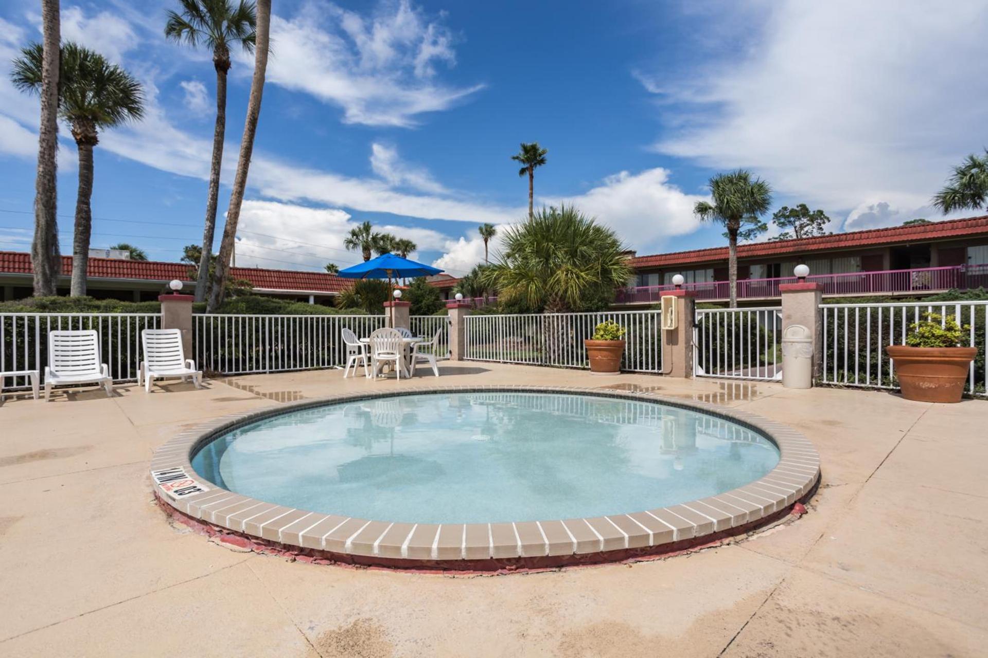 Motel 6-Spring Hill, FL - Weeki Wachee photo 18
