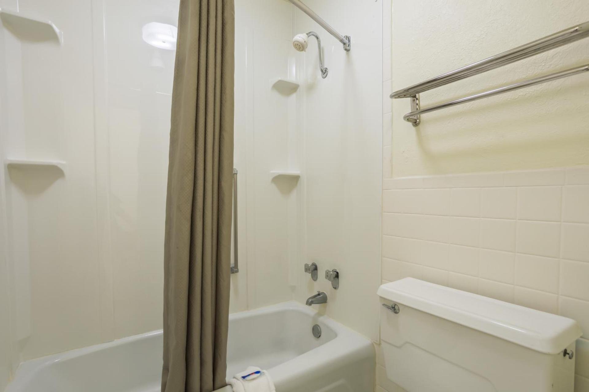 Motel 6-Spring Hill, FL - Weeki Wachee photo 20