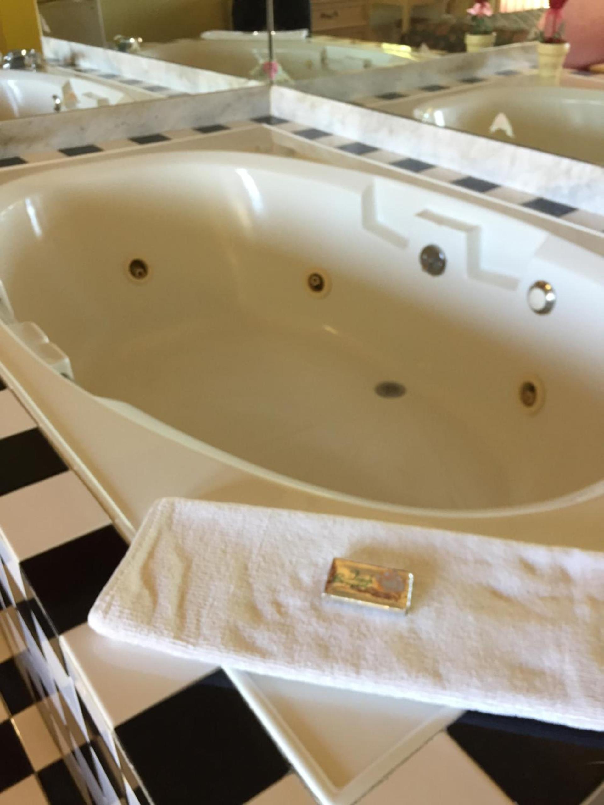 Relax Inn photo 23