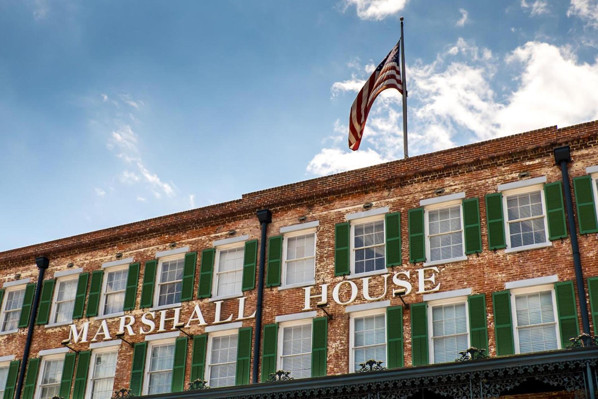 The Marshall House photo 36
