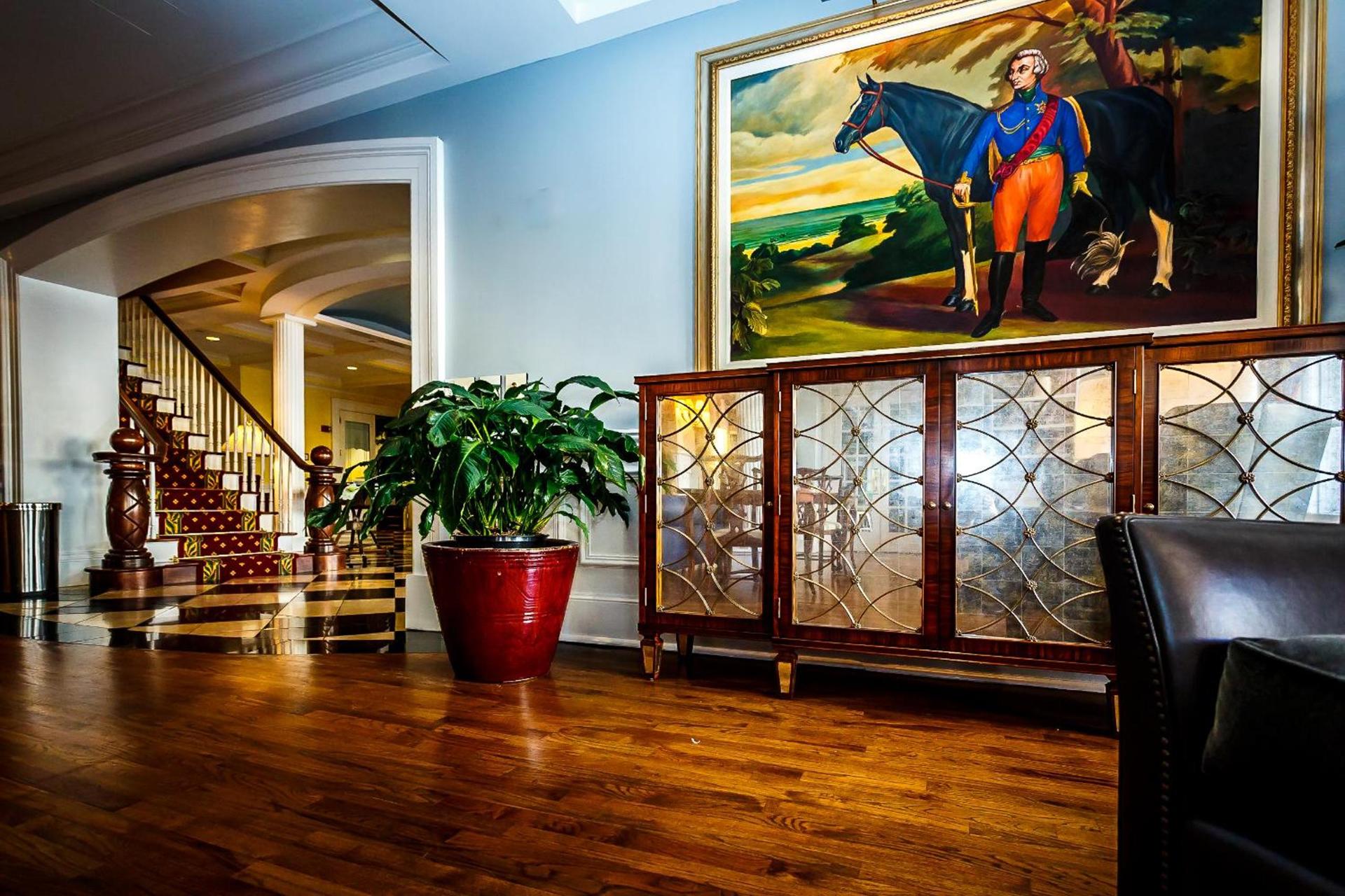 The Marshall House photo 54