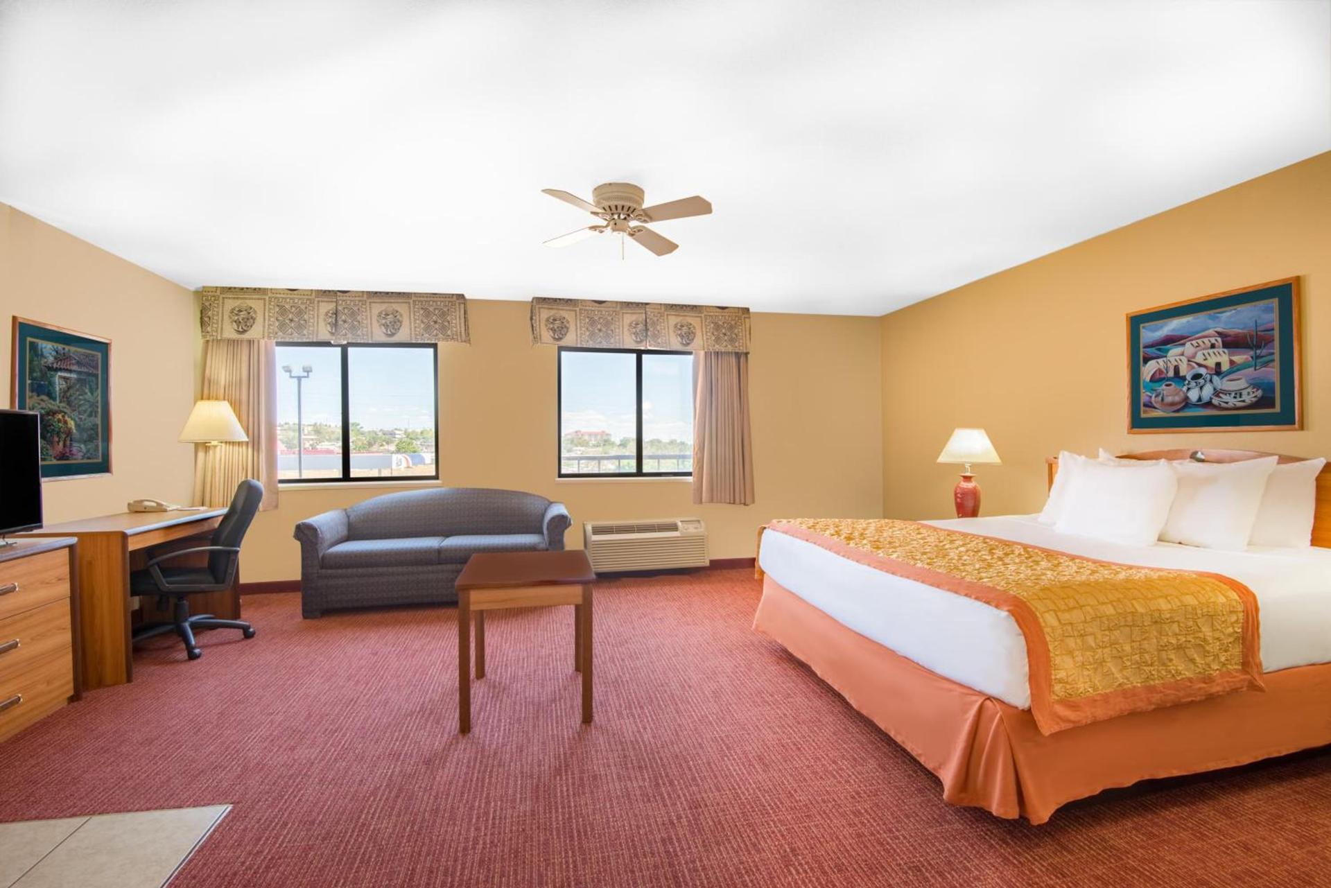 Hawthorn Suites by Wyndham Albuquerque photo 15