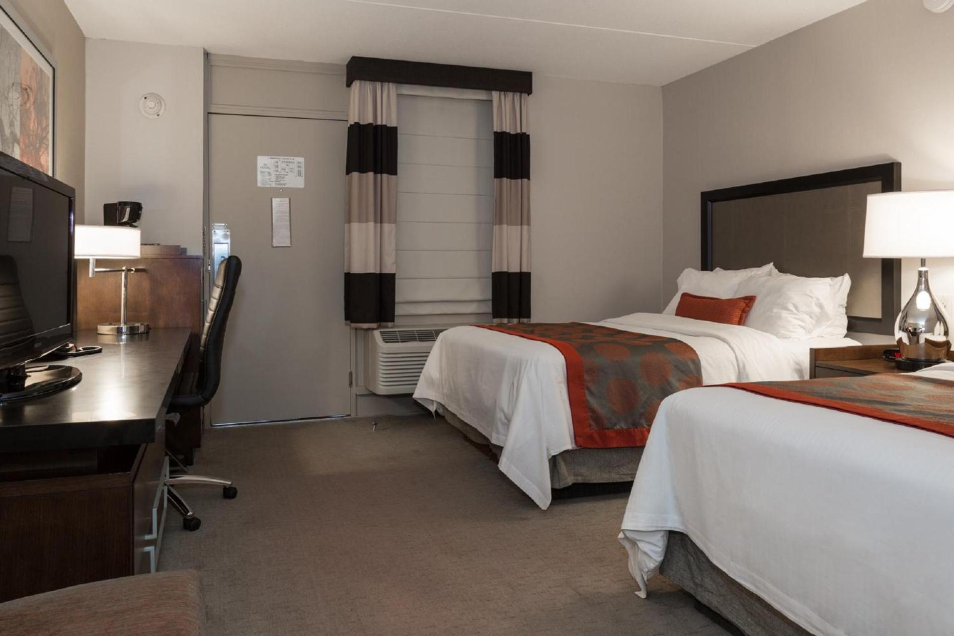 Ramada by Wyndham Boston photo 11