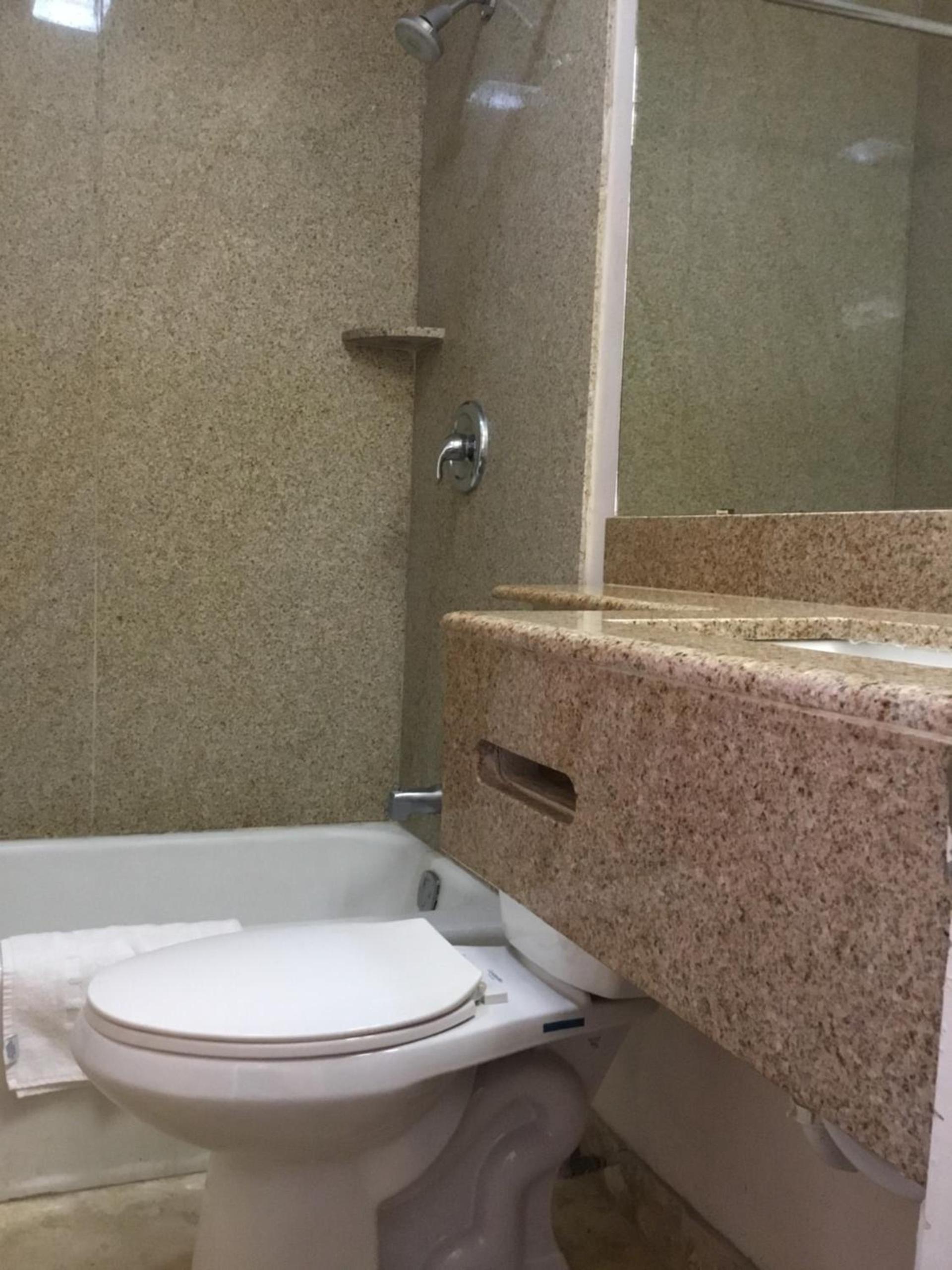 Budget Inn Plainview photo 47